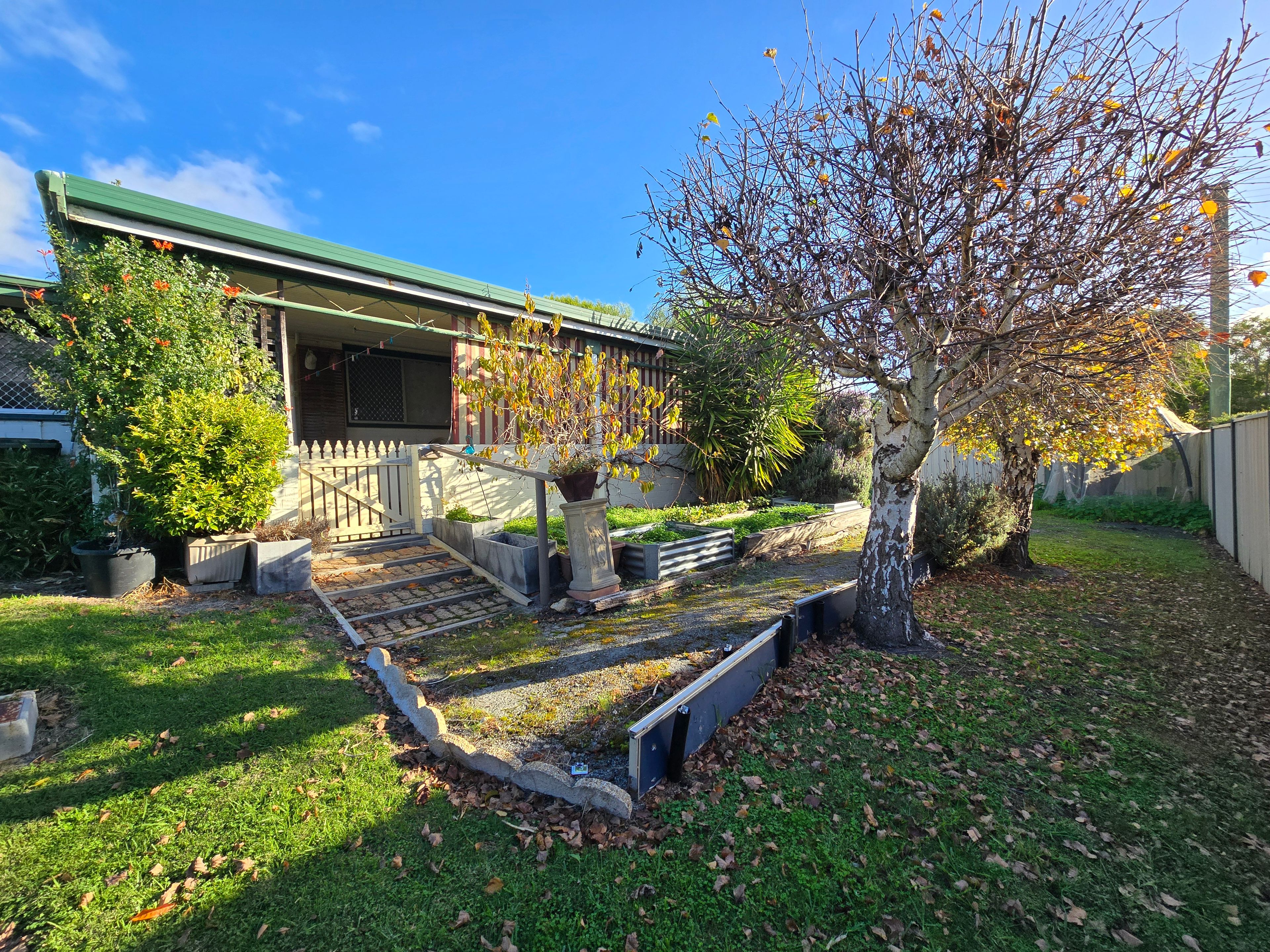 27 Langton Road — photo 14 of 15