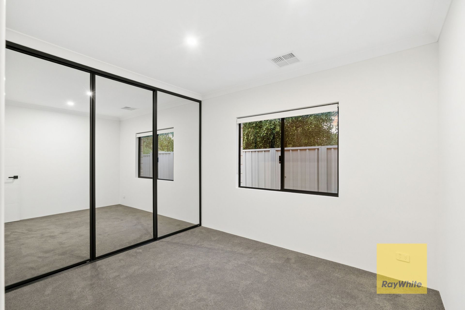 4 Sampson Road — photo 18 of 30