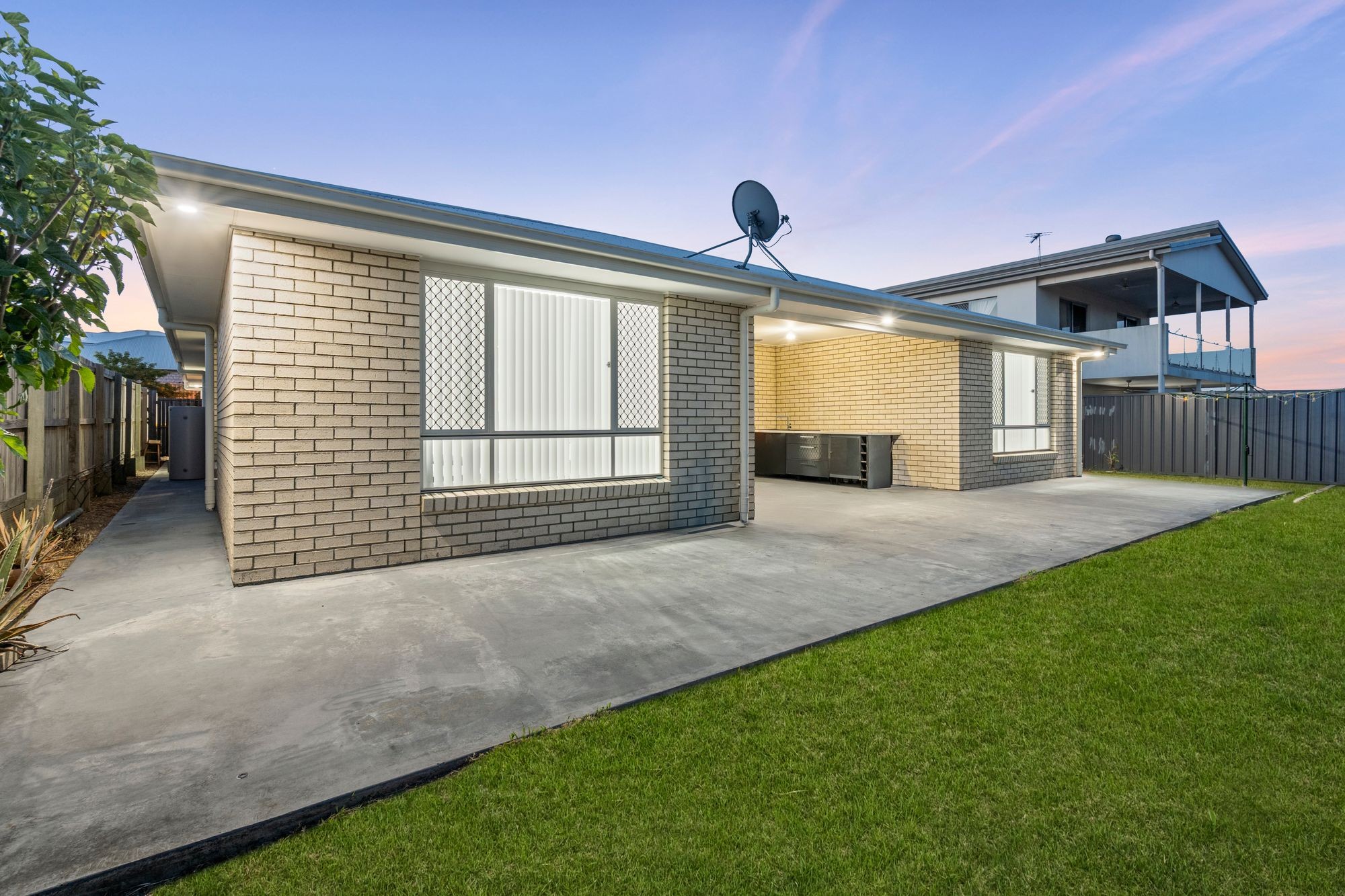 58 Marcus Drive, Regents Park, QLD 4118