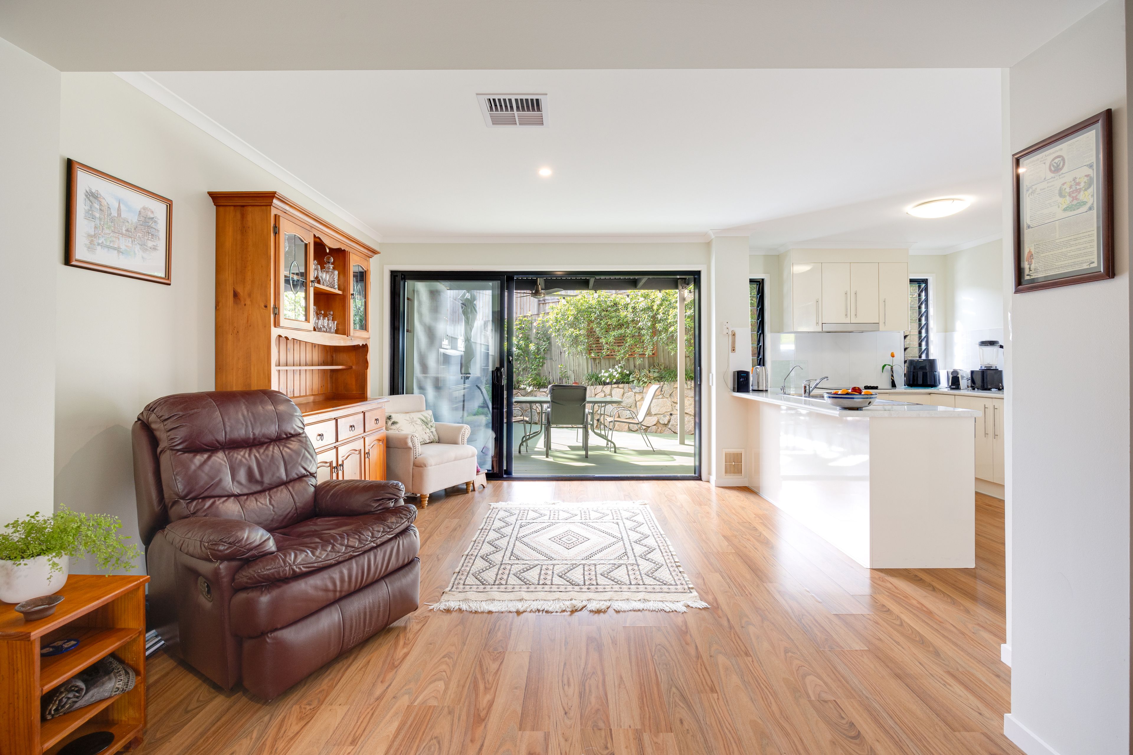 7/5 Bottlebrush Avenue — photo 3 of 20