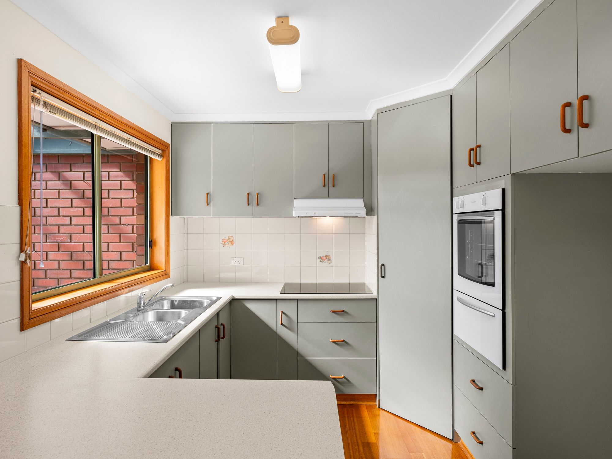 1 Ascot Court — photo 3 of 15