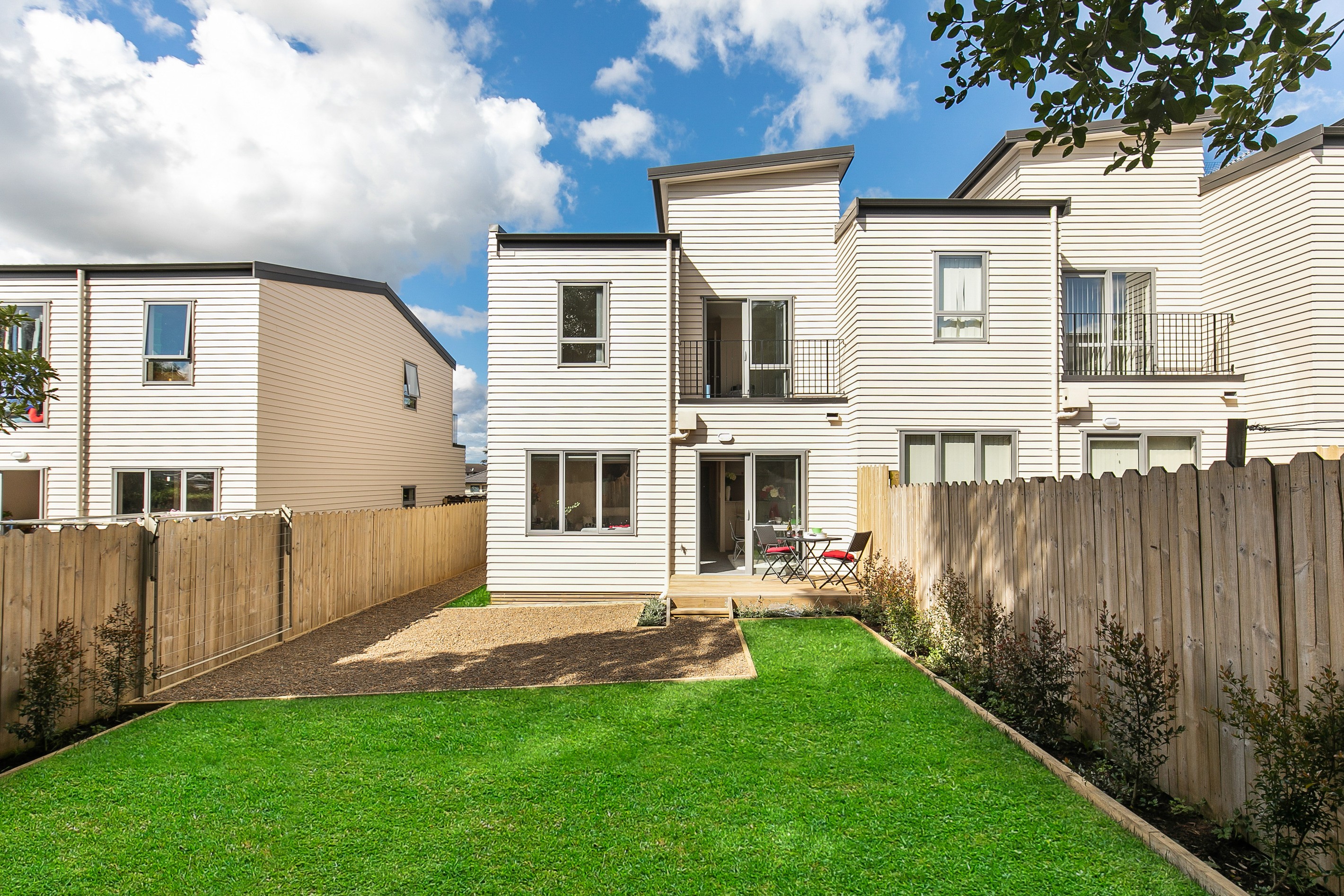 16 Chapel Road, Flat Bush, Manukau City