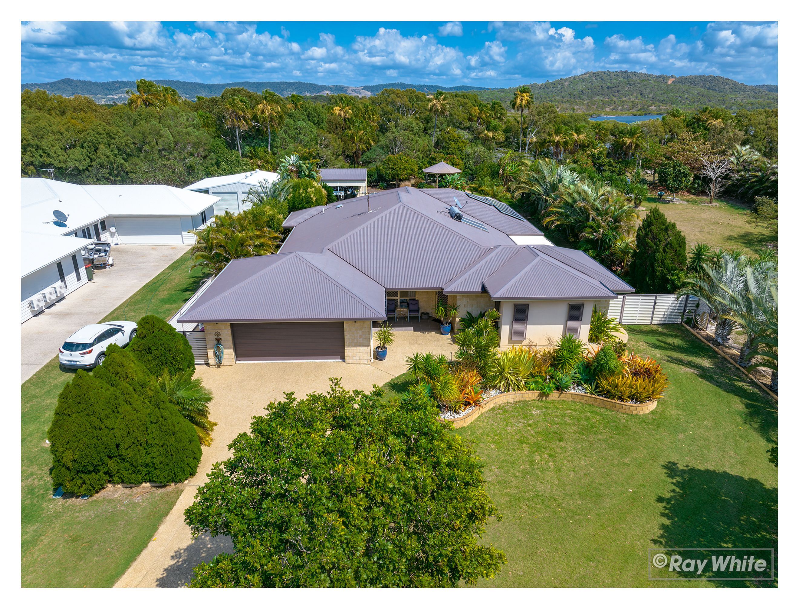 43 Lakeview Circuit, Mulambin QLD 4703