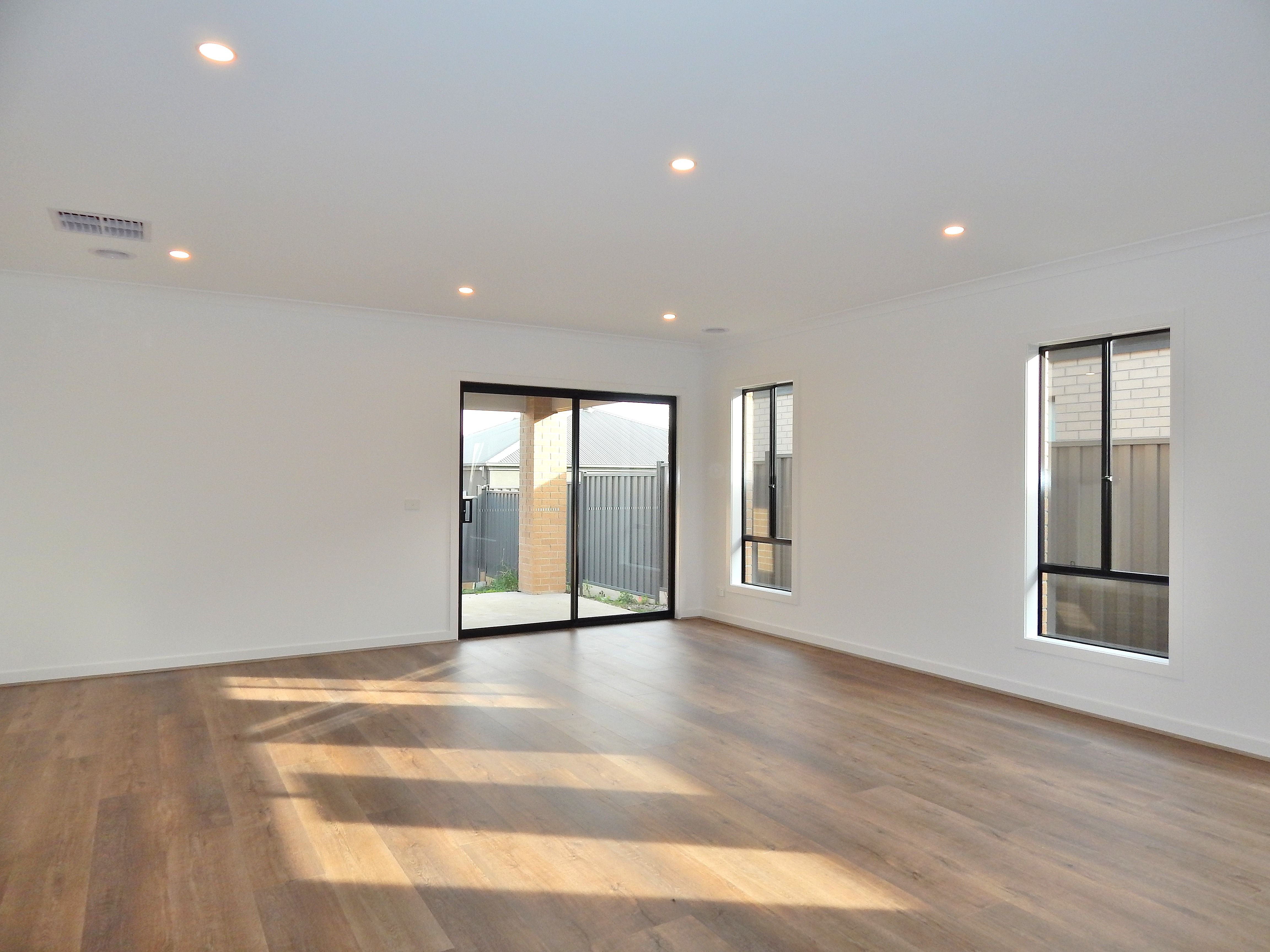 10 Gundagai Circuit, Kalkallo, VIC 3064