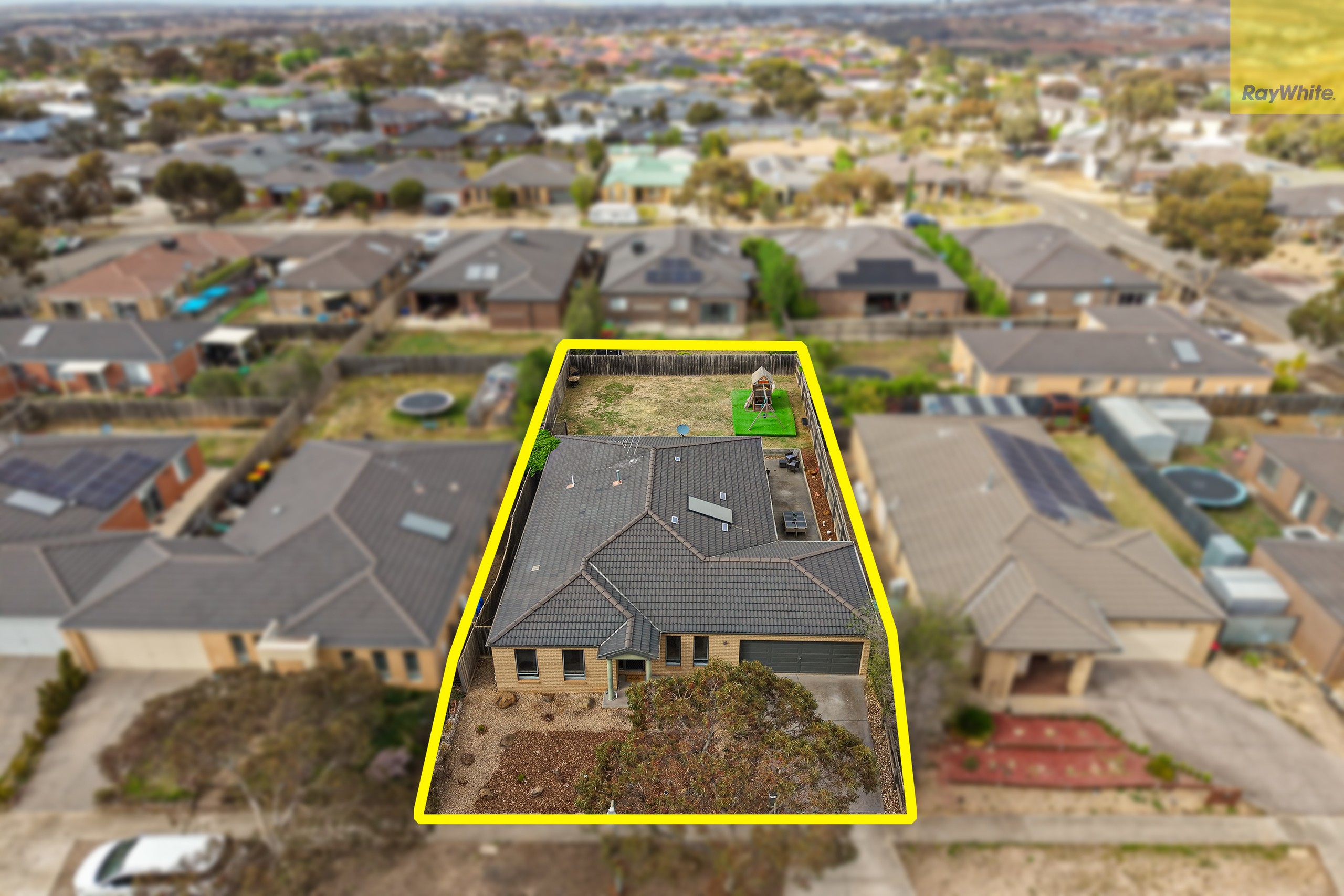 21 Lone Pine Square, Bacchus Marsh, VIC 3340