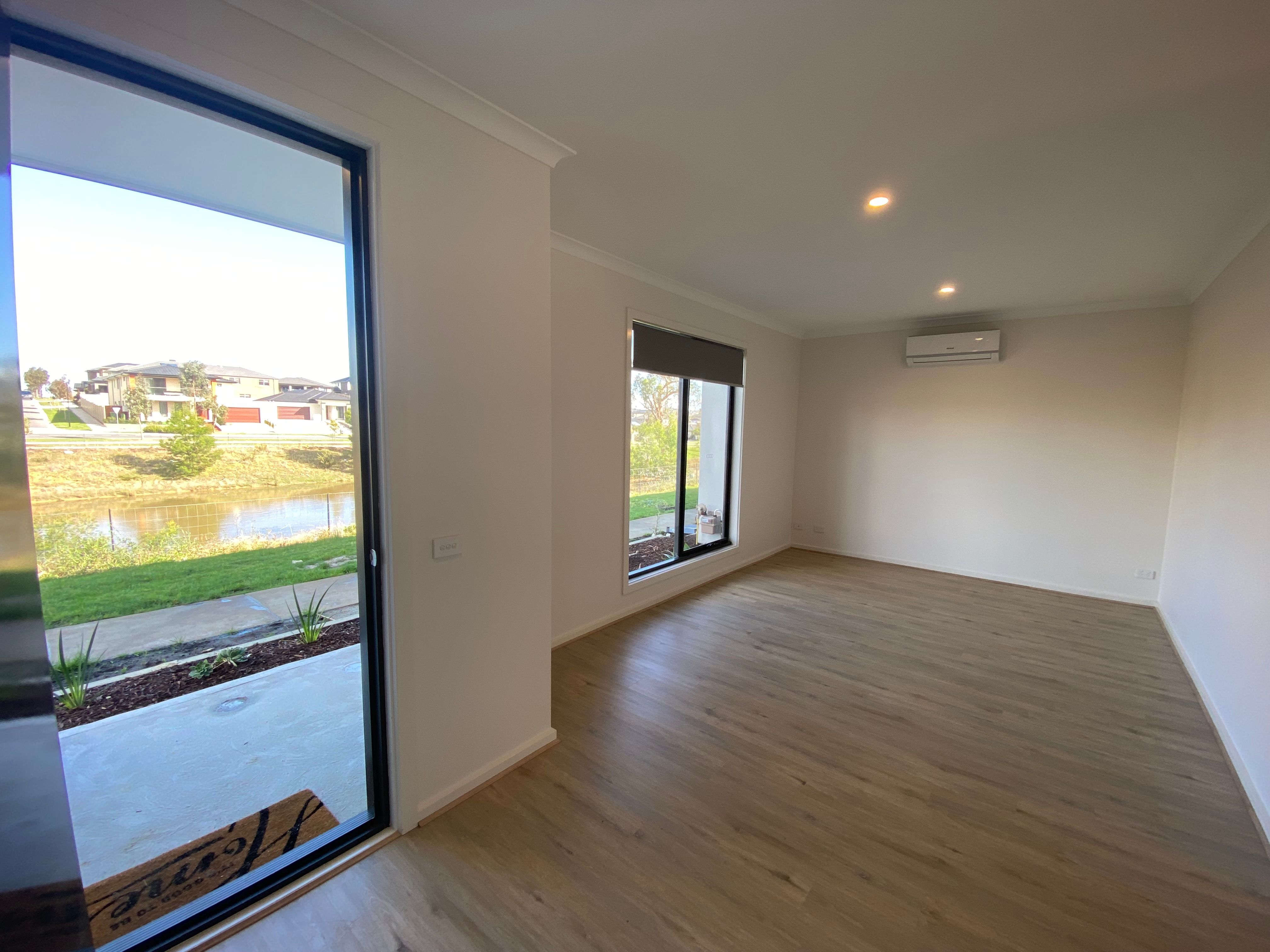 10 Galton Walk, Pakenham, VIC 3810