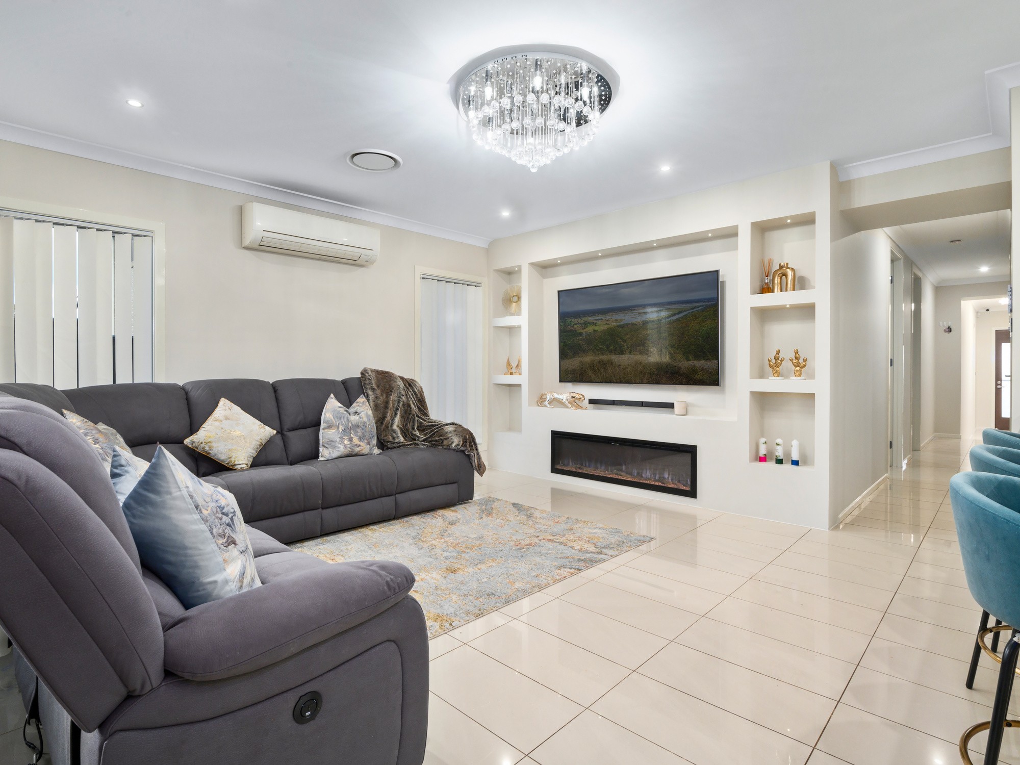 7 Voyager Court, JORDAN SPRINGS, NSW 2747