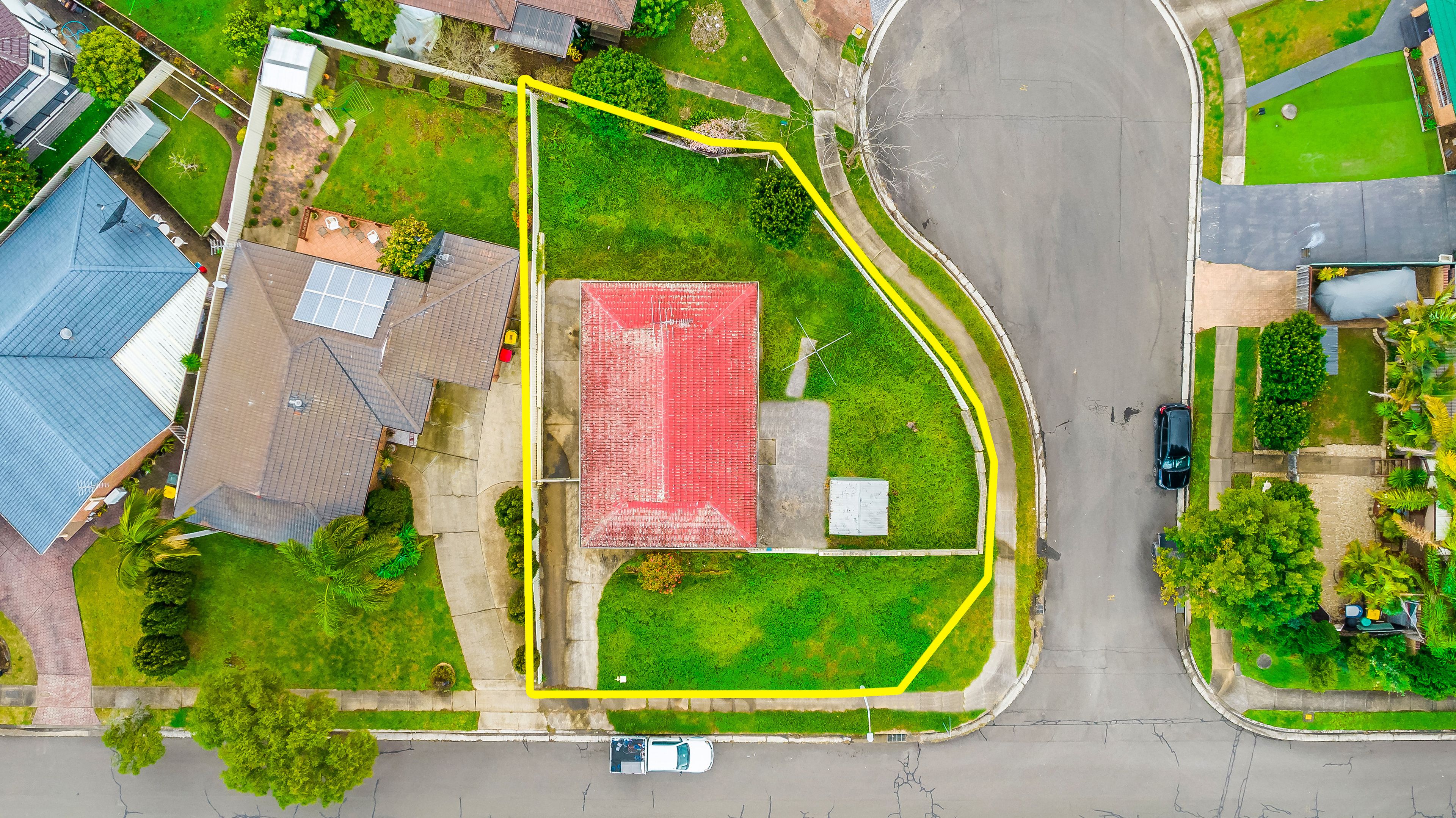 1 Baker Close, Bossley Park NSW 2176