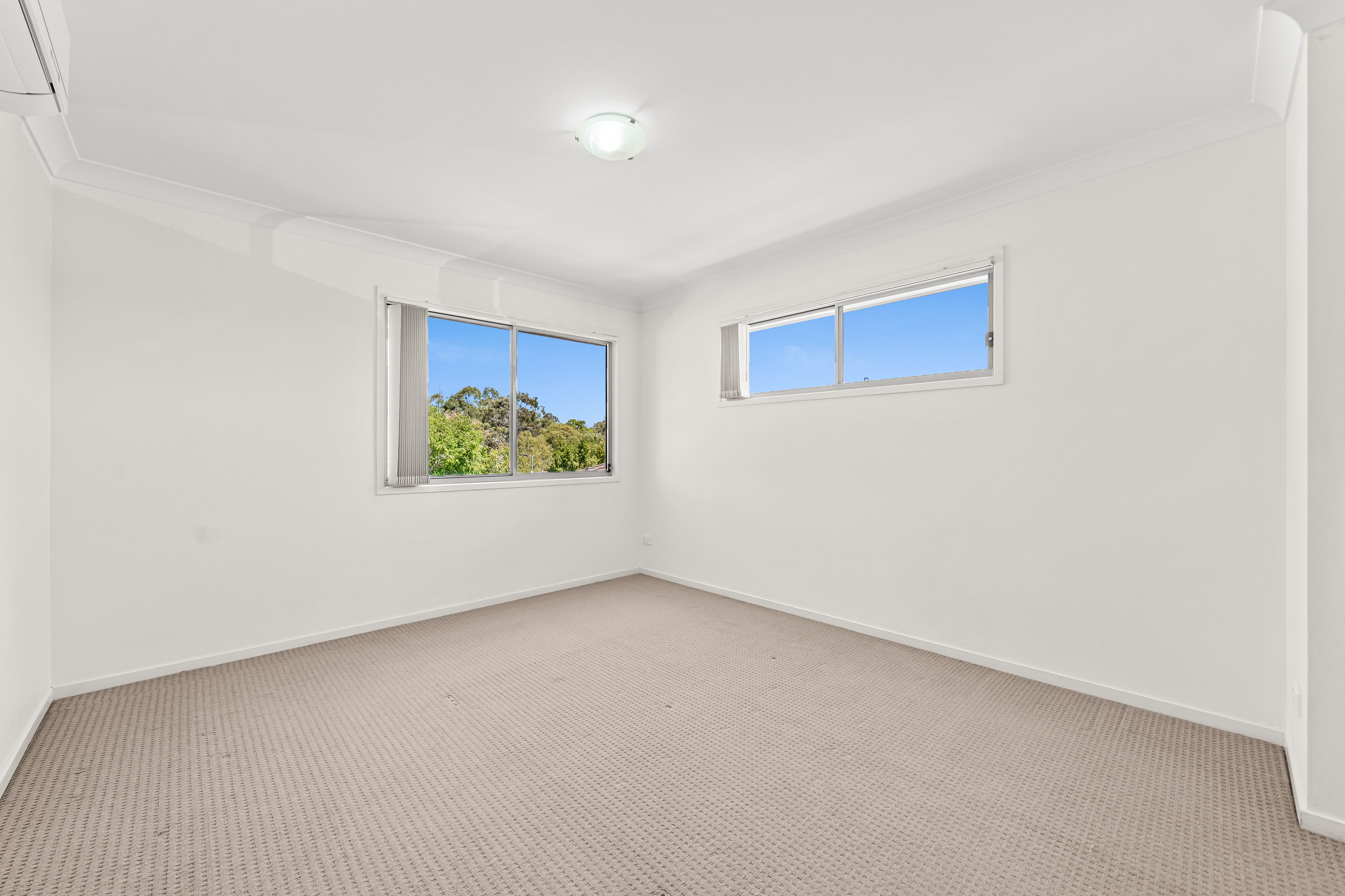 17/4 Myola Street — photo 12 of 22