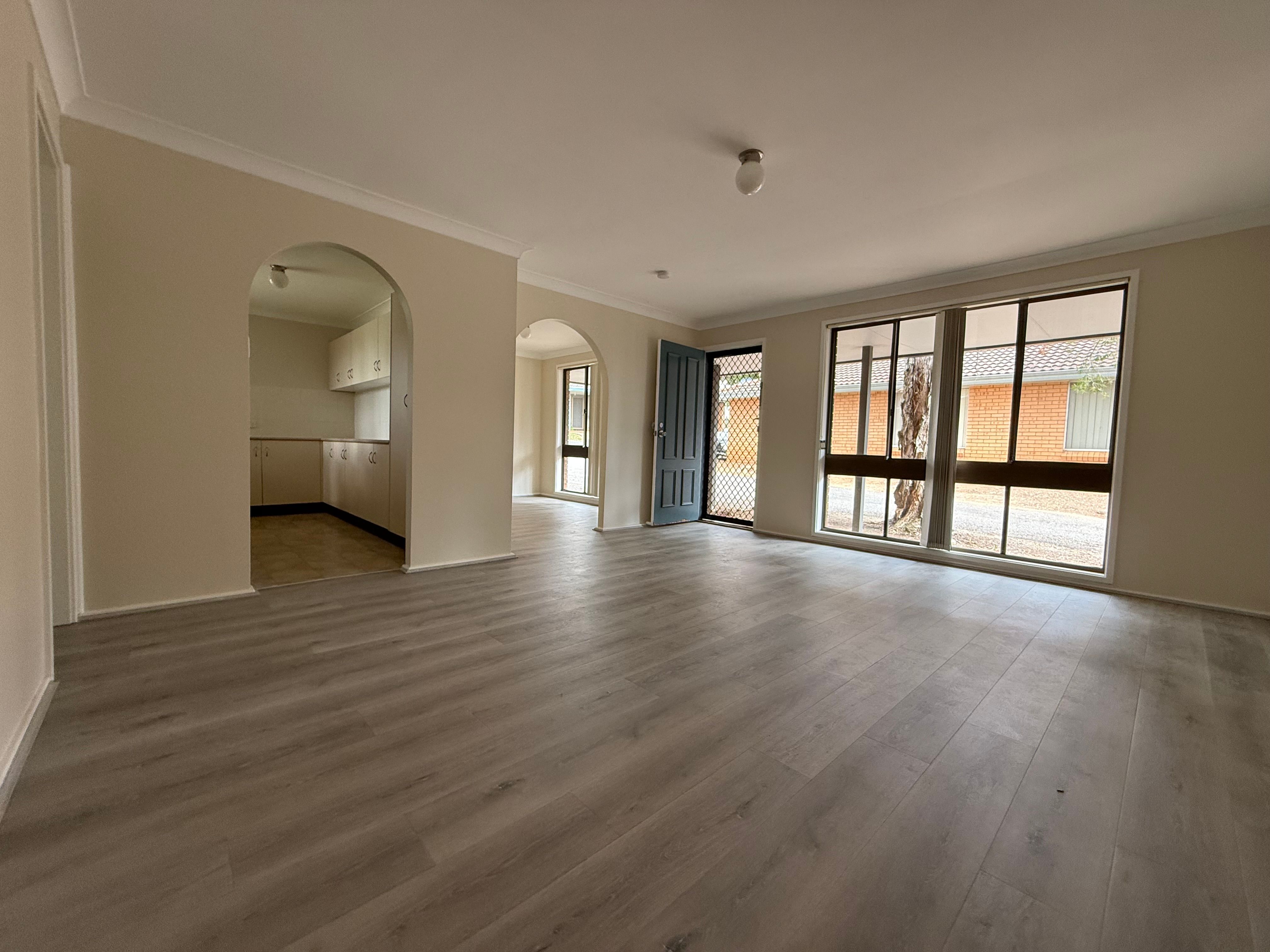 2/24 North Steyne Road, Woodbine, NSW 2560