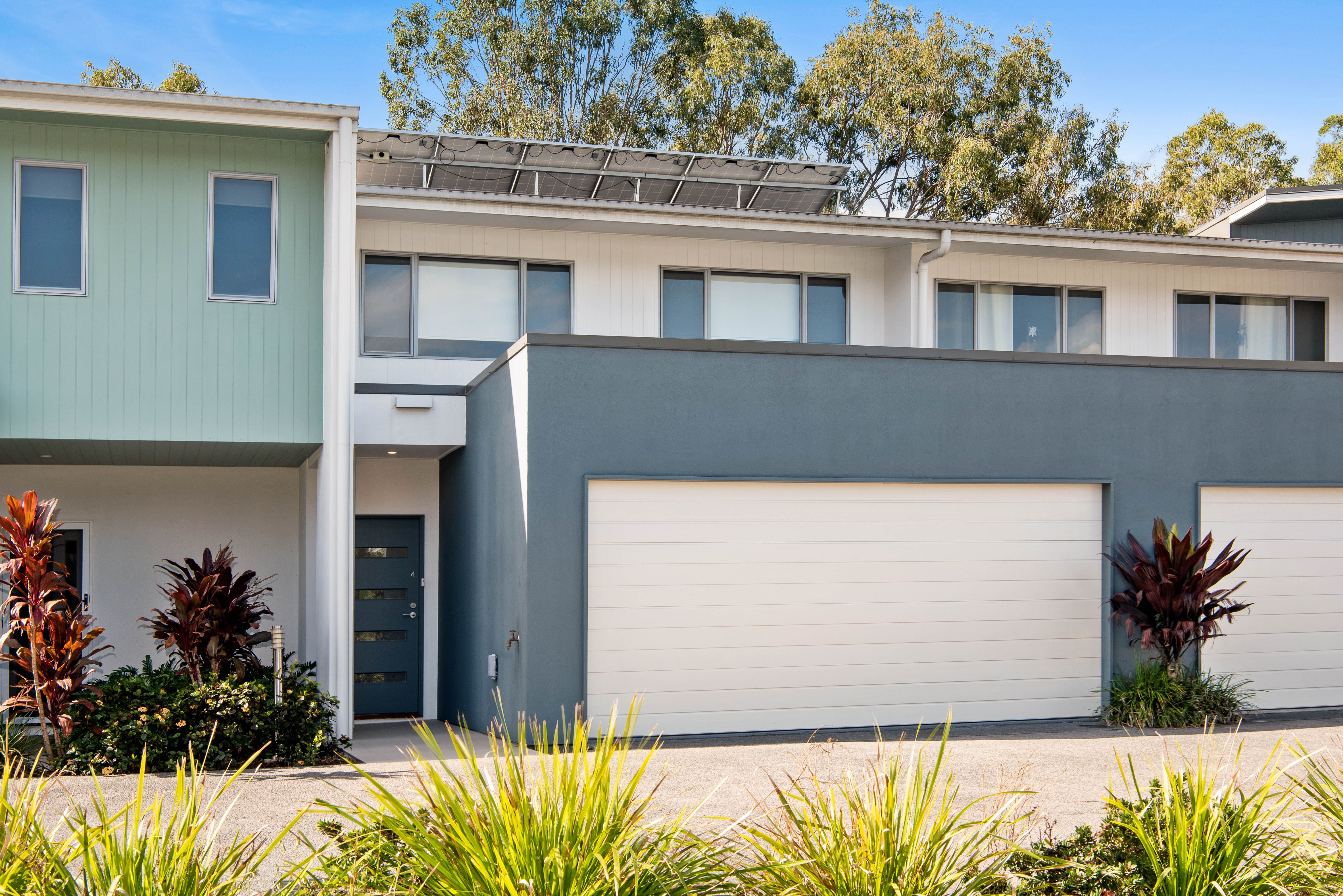 250 Scrub Road, Carindale QLD 4152