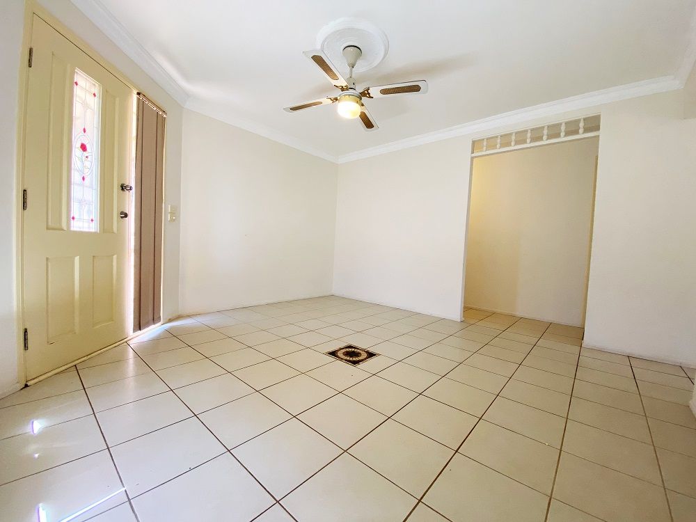 33 Parkholme Circuit, Englorie Park, NSW 2560
