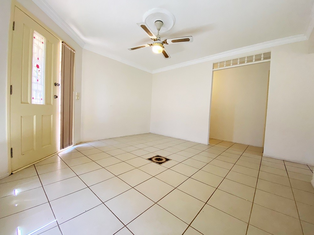 33 Parkholme Circuit, Englorie Park, NSW 2560