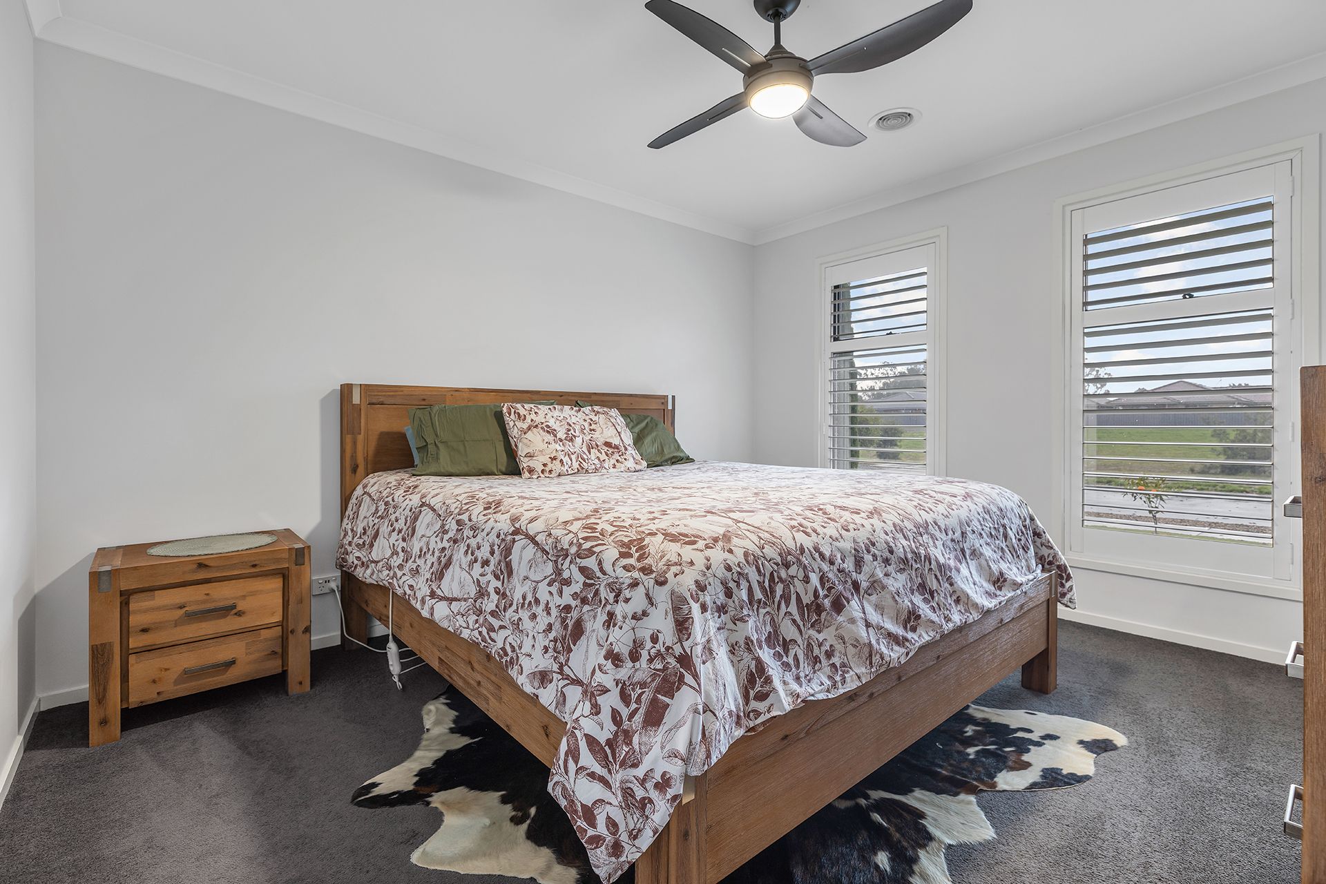 27 Wisteria Street — photo 10 of 23