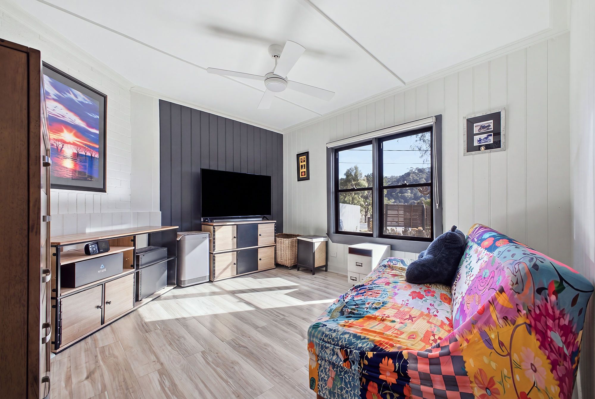 151 Chifley Road — photo 3 of 20