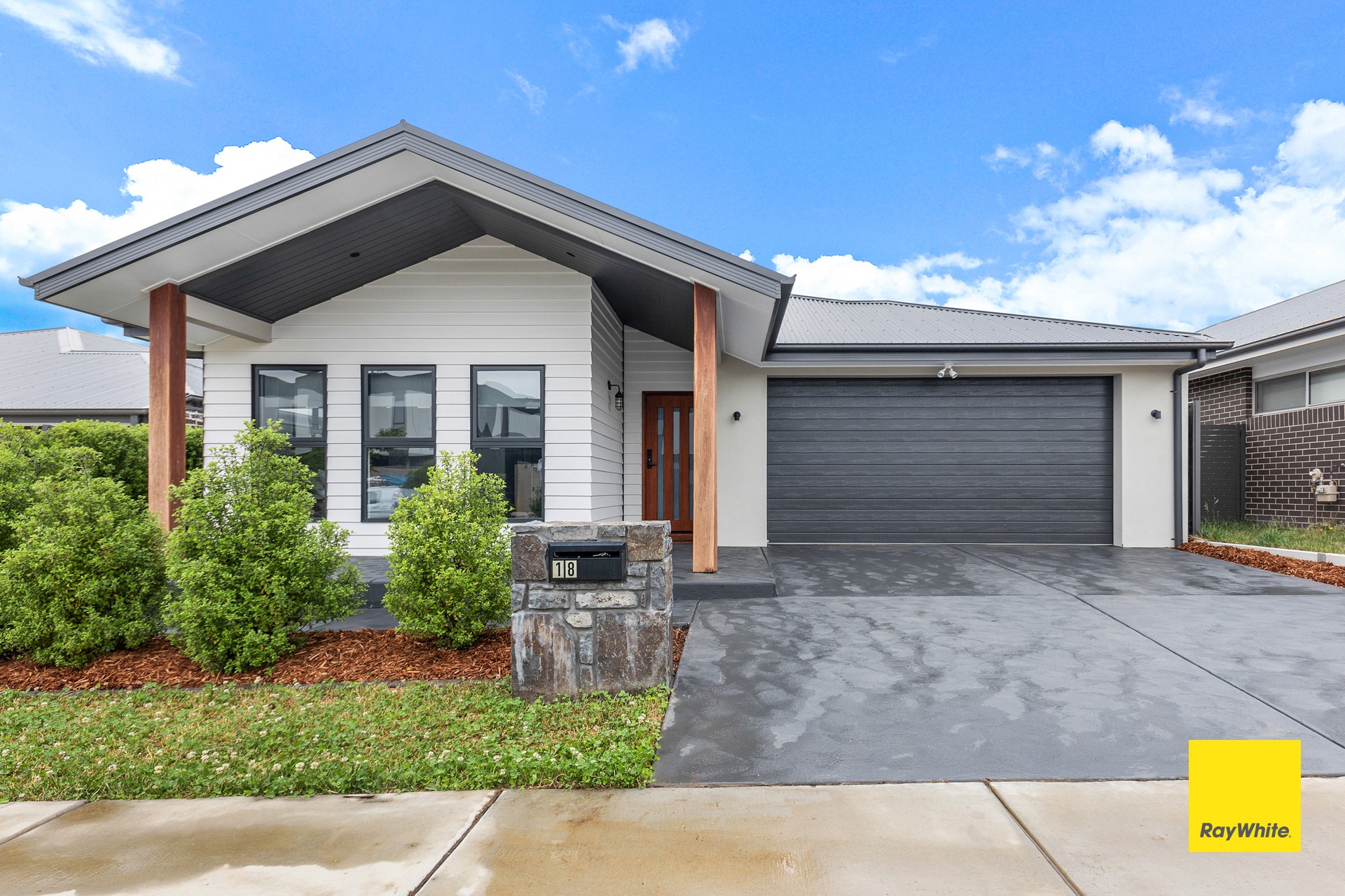 18 Mcfarlane Avenue, Googong, NSW 2620