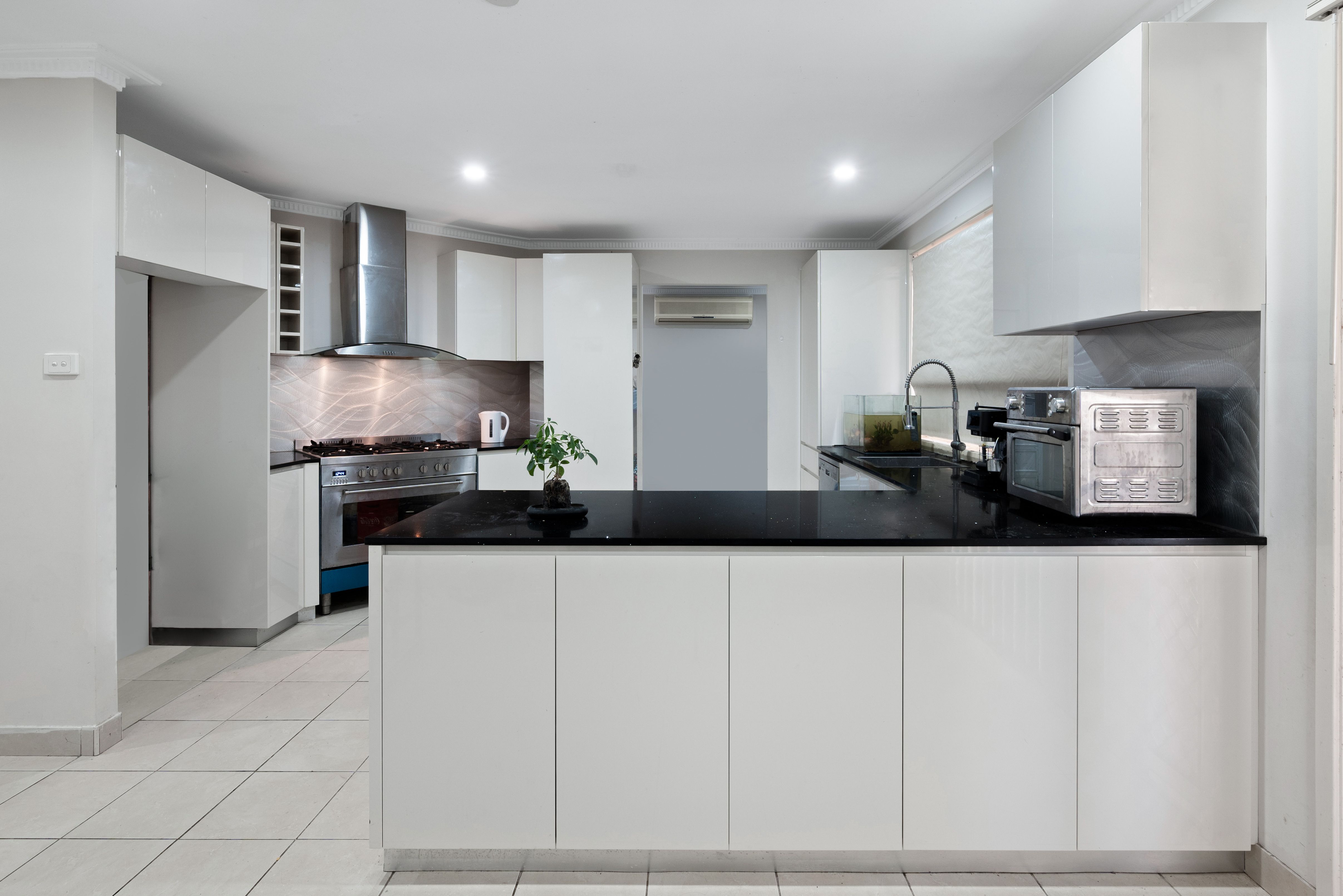 14 Carandini Street, St Helens Park, NSW 2560