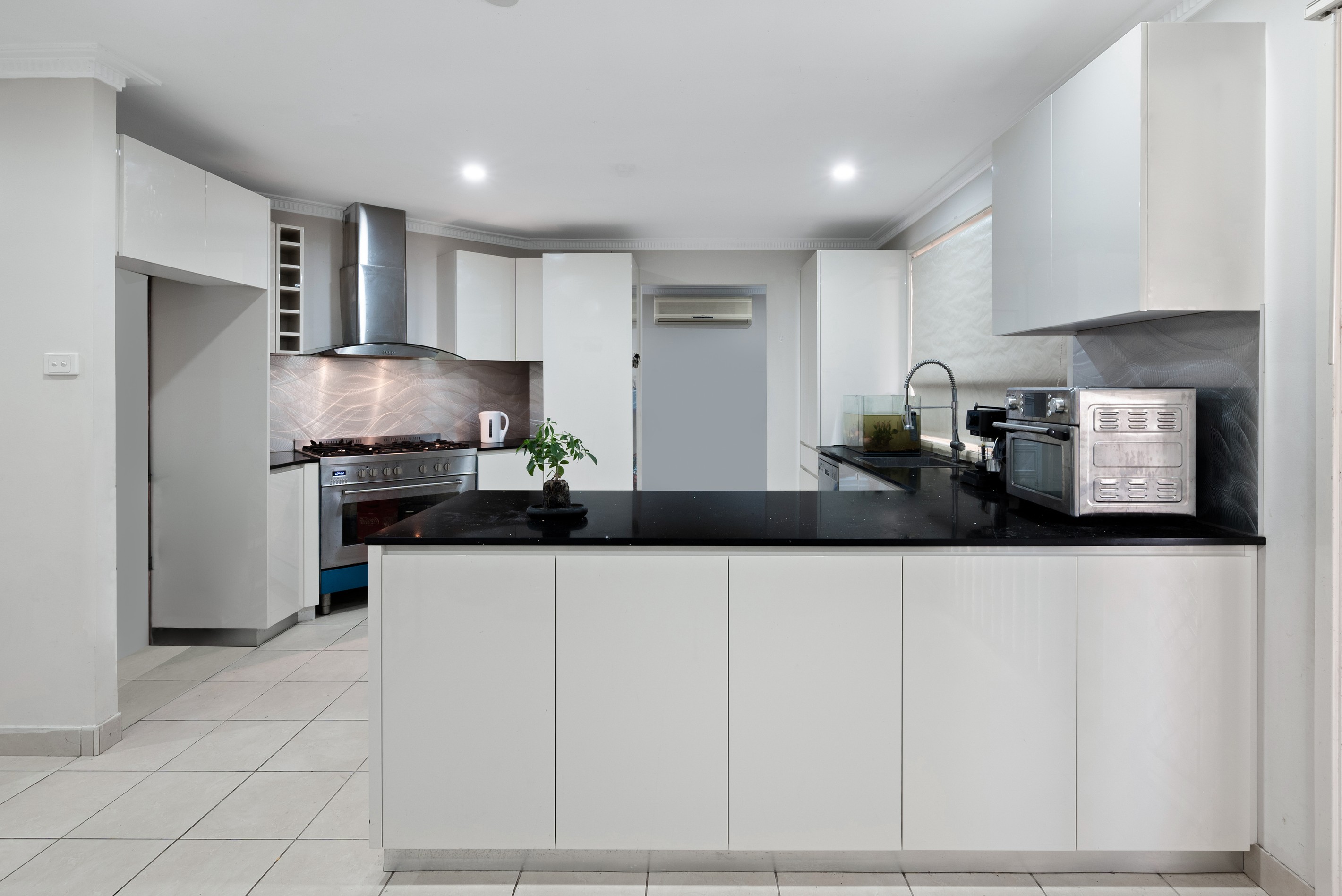 14 Carandini Street, St Helens Park, NSW 2560