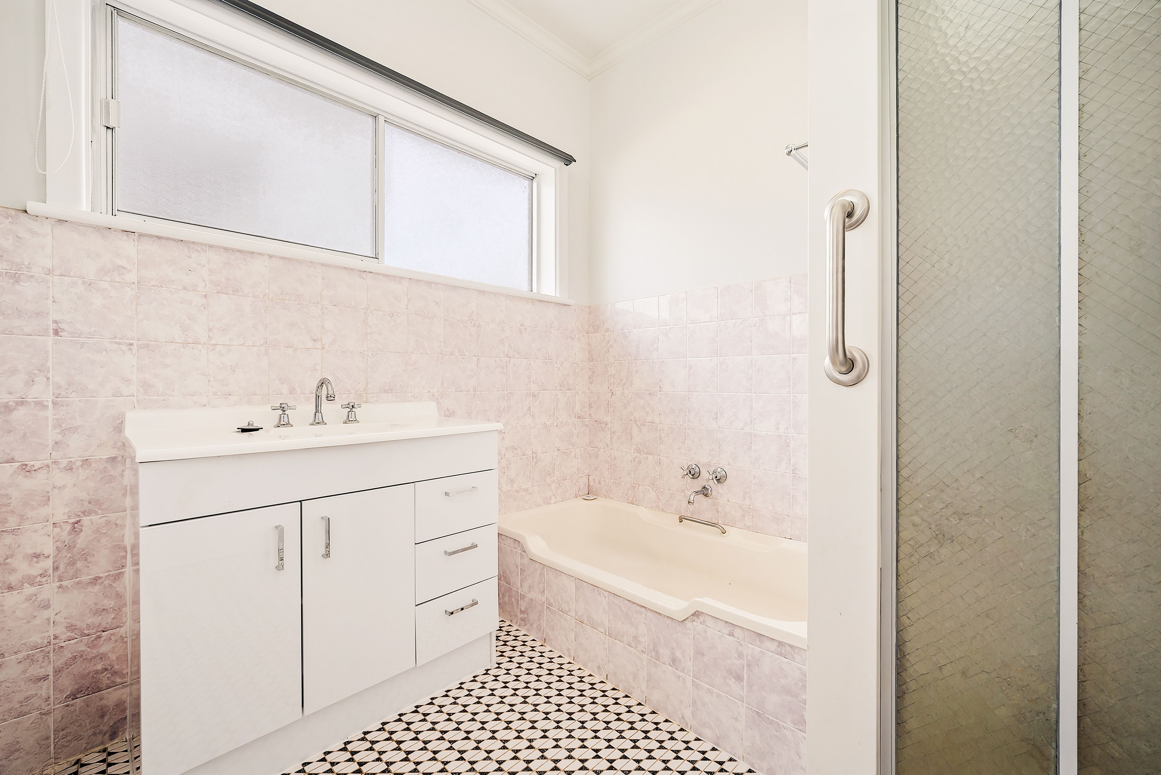 45 Silvester Street — photo 9 of 15