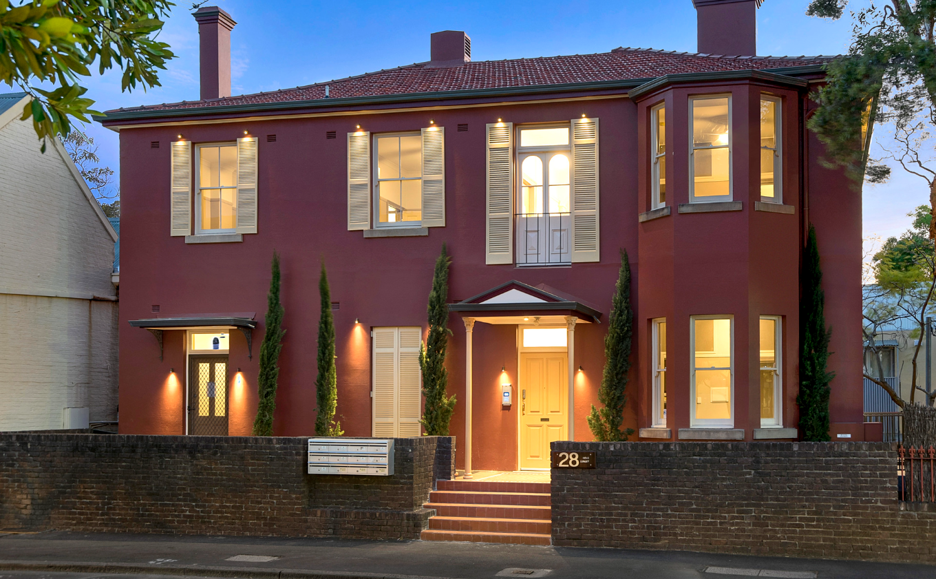 2/28 Ross Street — photo from Ray White Kingsford