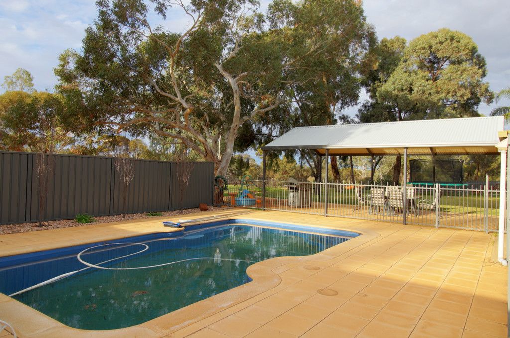 370 Dunstone Road, Barmera, SA 5345