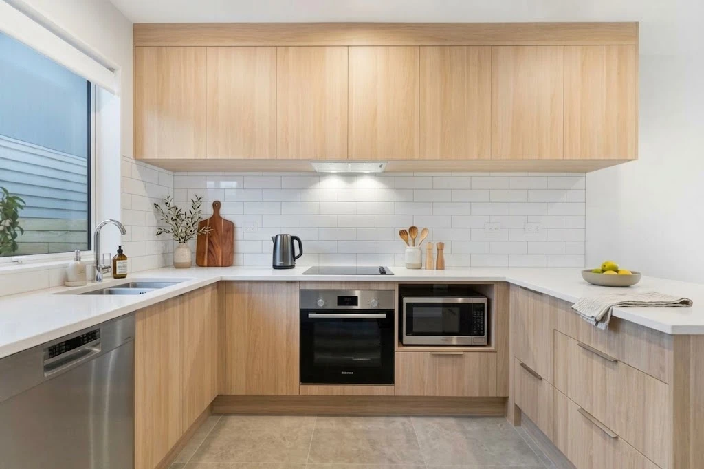 8/15 James Street, Mangere, Manukau City
