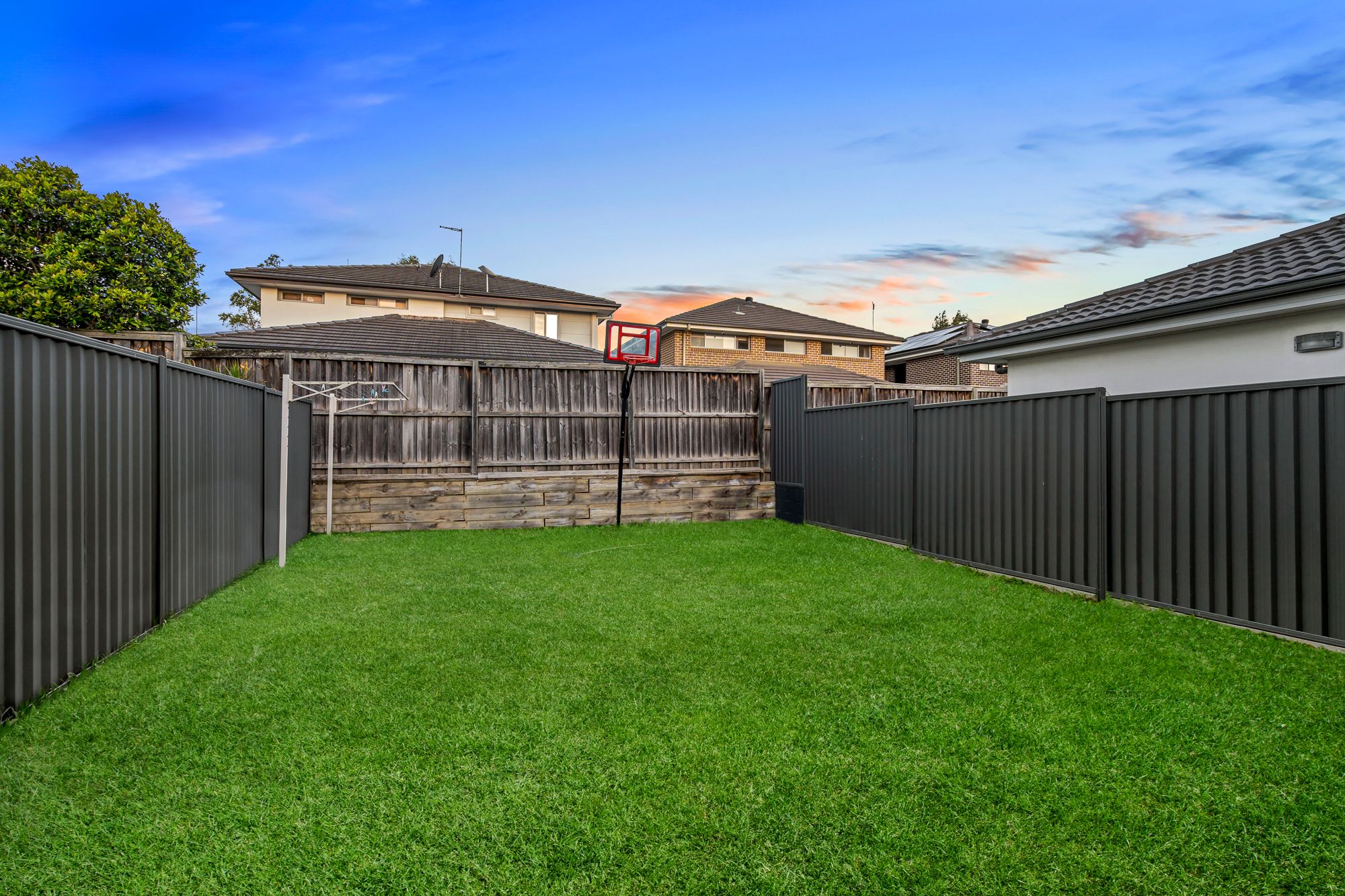 24A Gowrie Street — photo 10 of 17