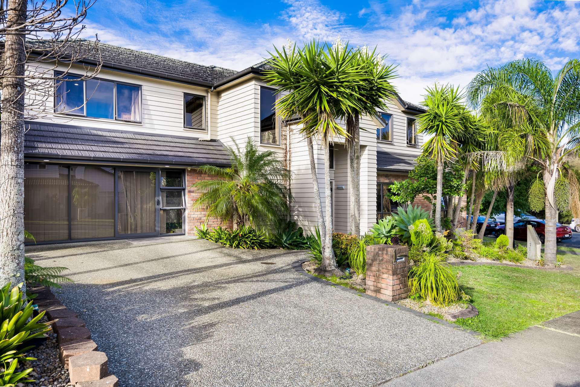 1 Seresin Crescent, Flat Bush, Manukau City