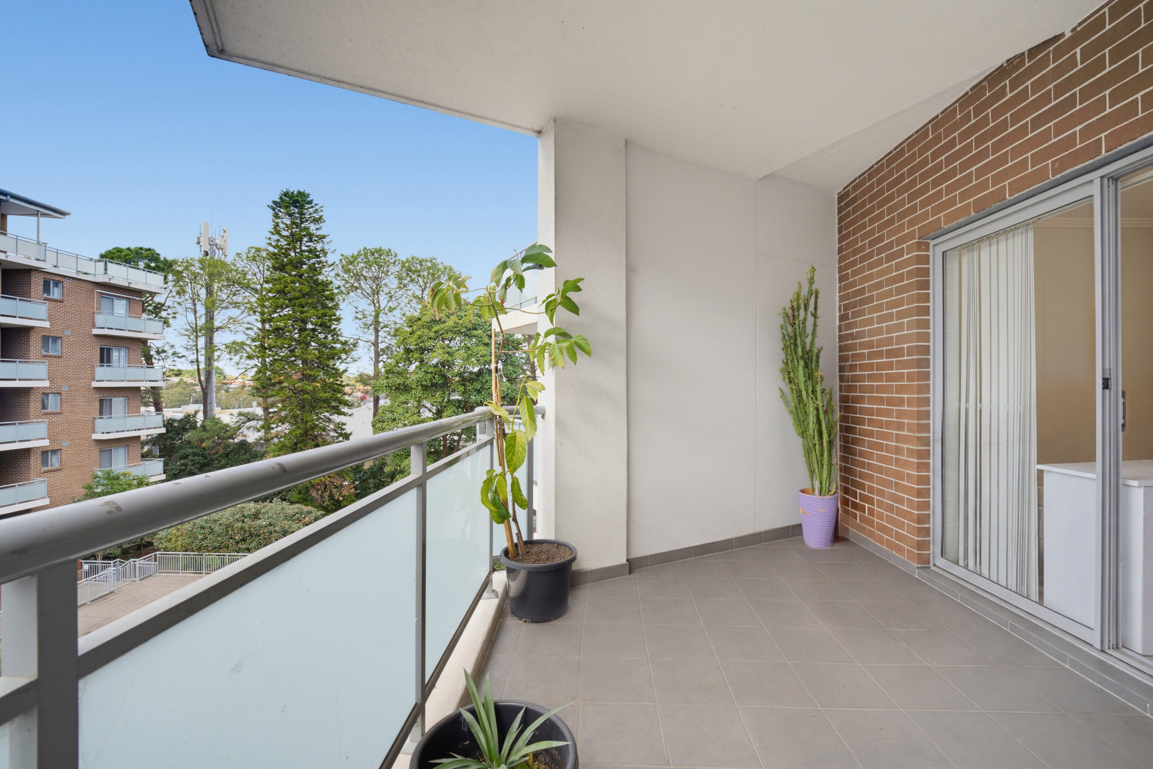 13/8-18 Briens Road — photo 4 of 12