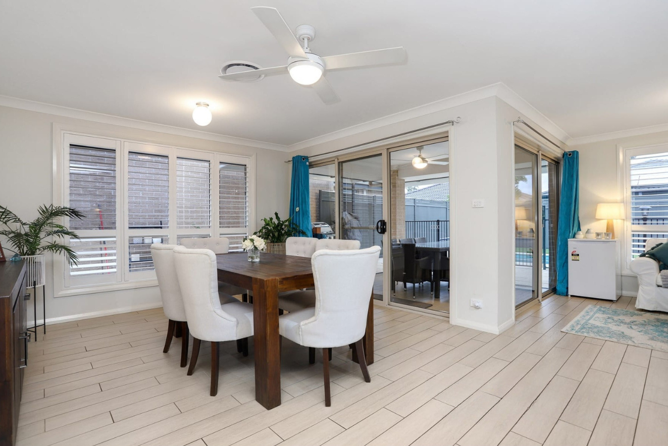 43 Moluccana Crescent — photo 4 of 14