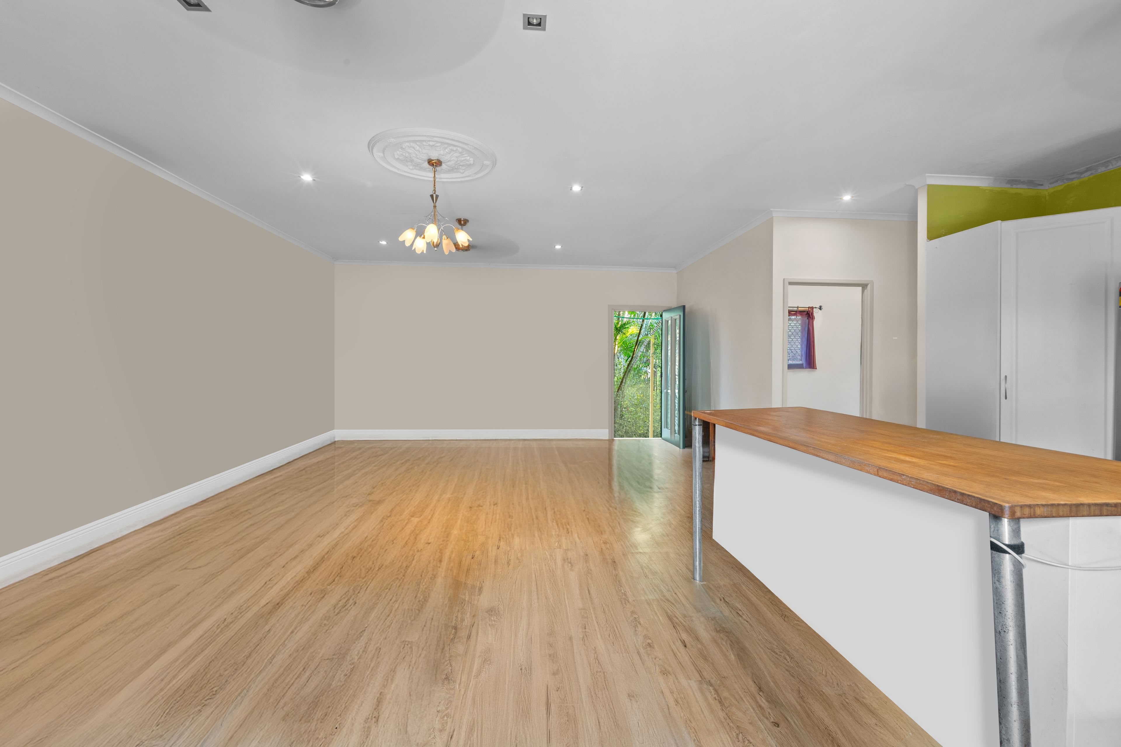 4 Baronia Crescent, Holloways Beach, QLD 4878