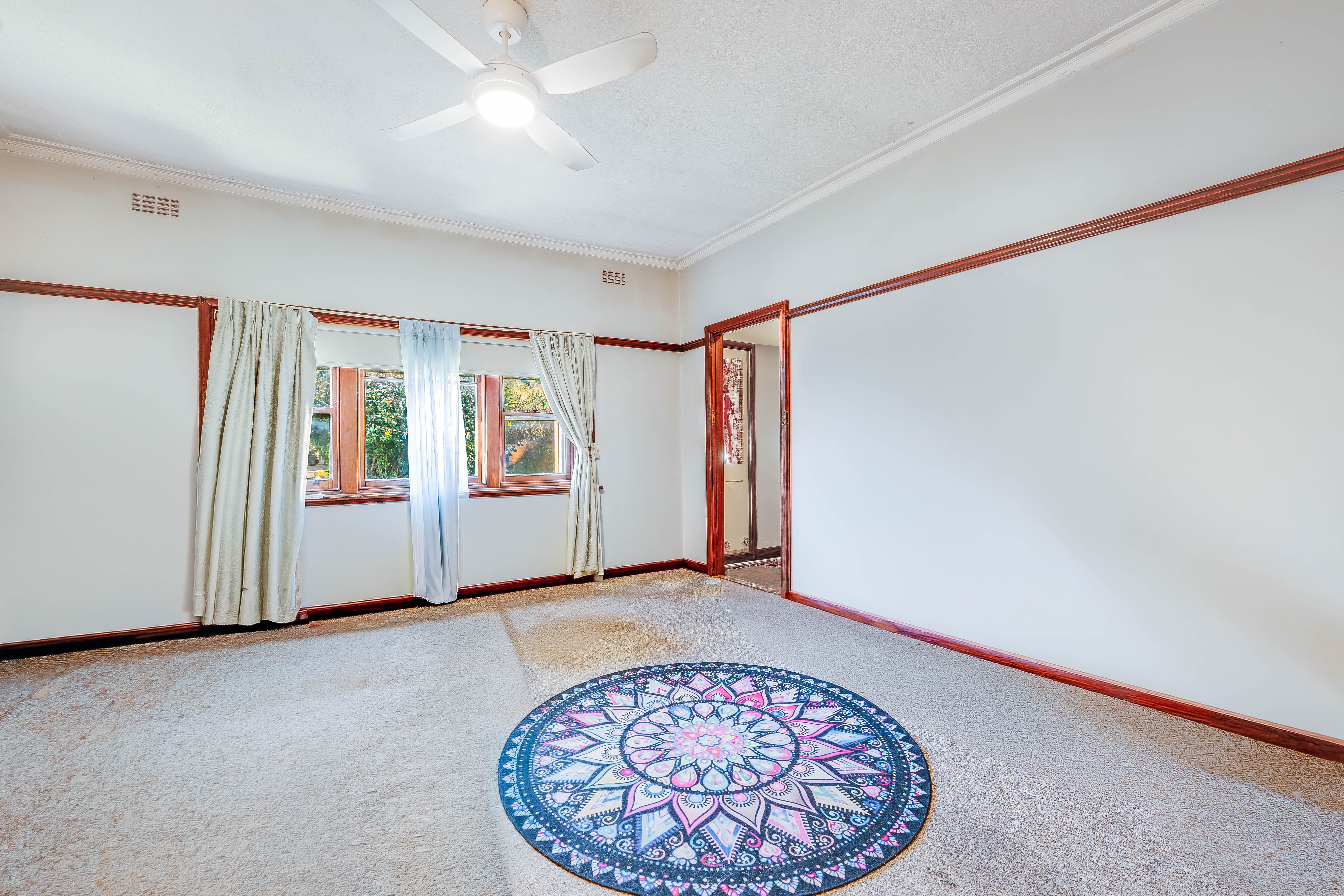 393 Wantigong Street — photo 4 of 28
