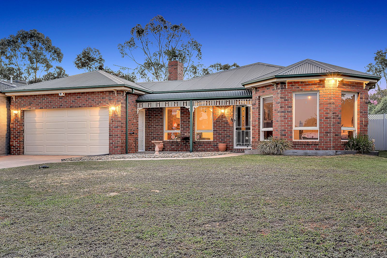12 Chelmsford Court, Craigieburn VIC 3064