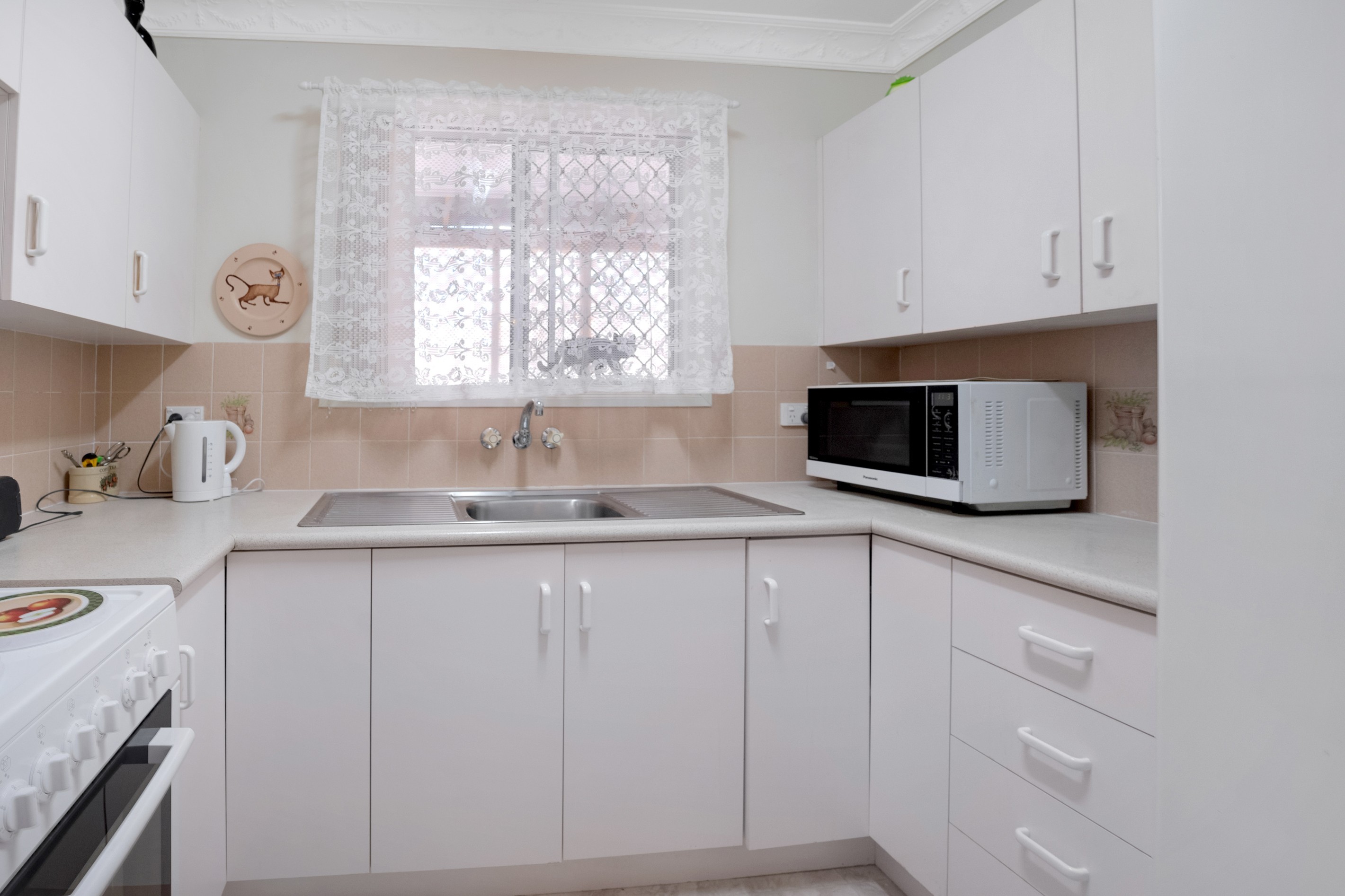 24 Buckle Street, Park Avenue, QLD 4701