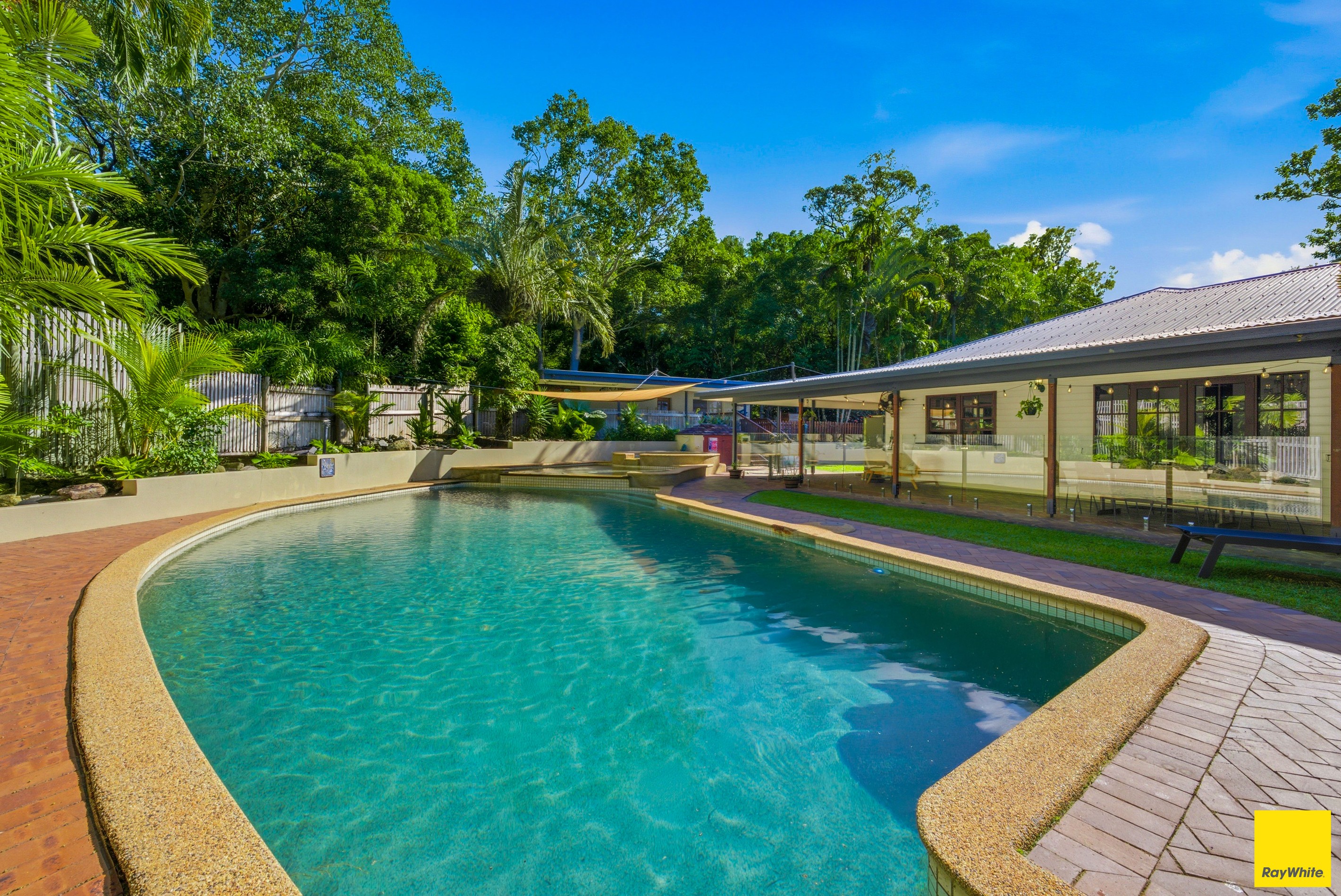 14-16 Nancy Close, Oak Beach, QLD 4877