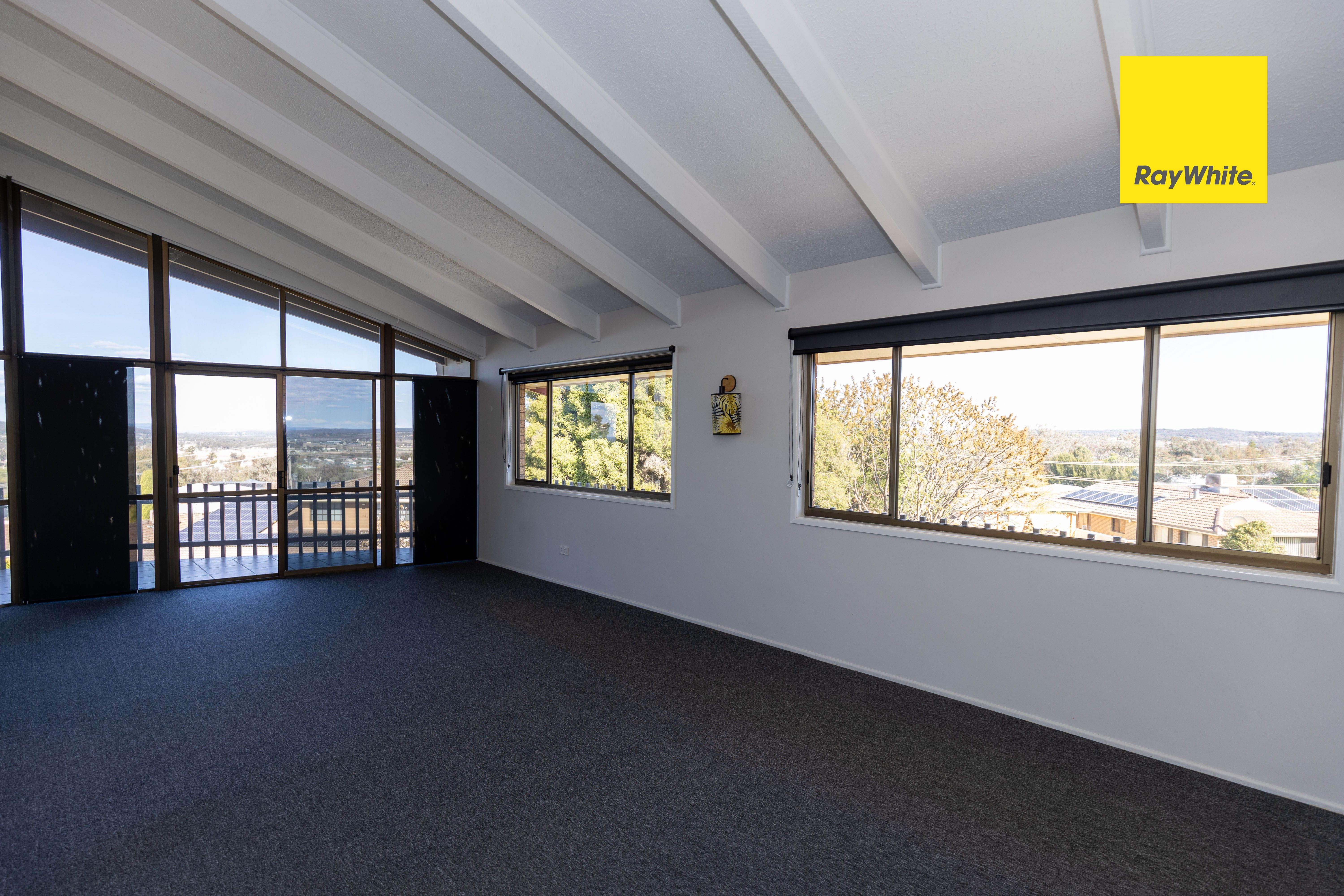 52 Gordon Street — photo 5 of 25