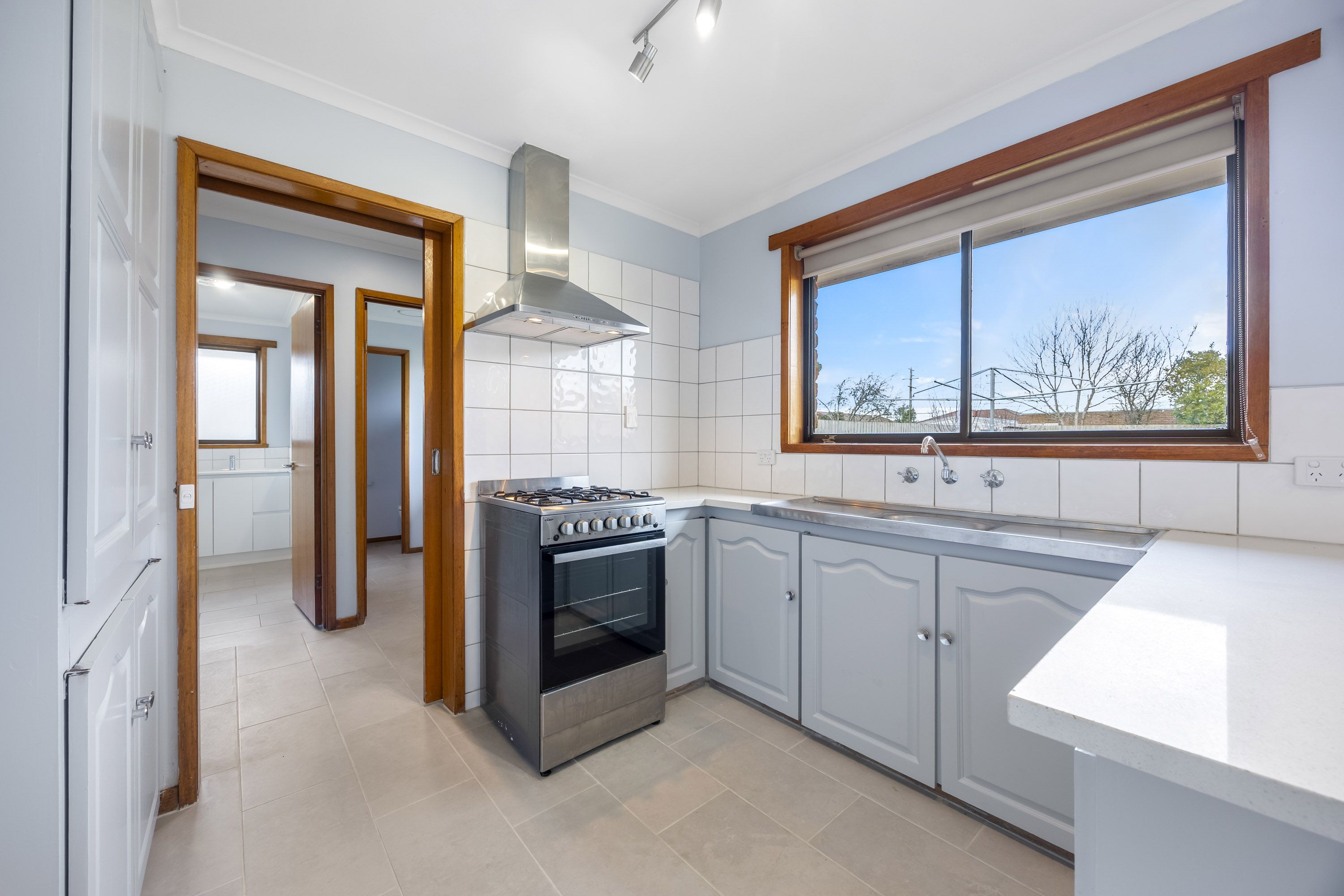 23 Clover Street — photo 4 of 10