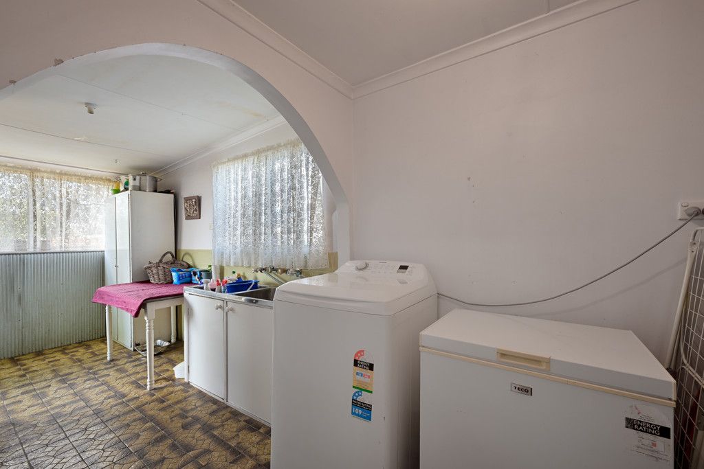 7 Carrig Avenue — photo 12 of 18