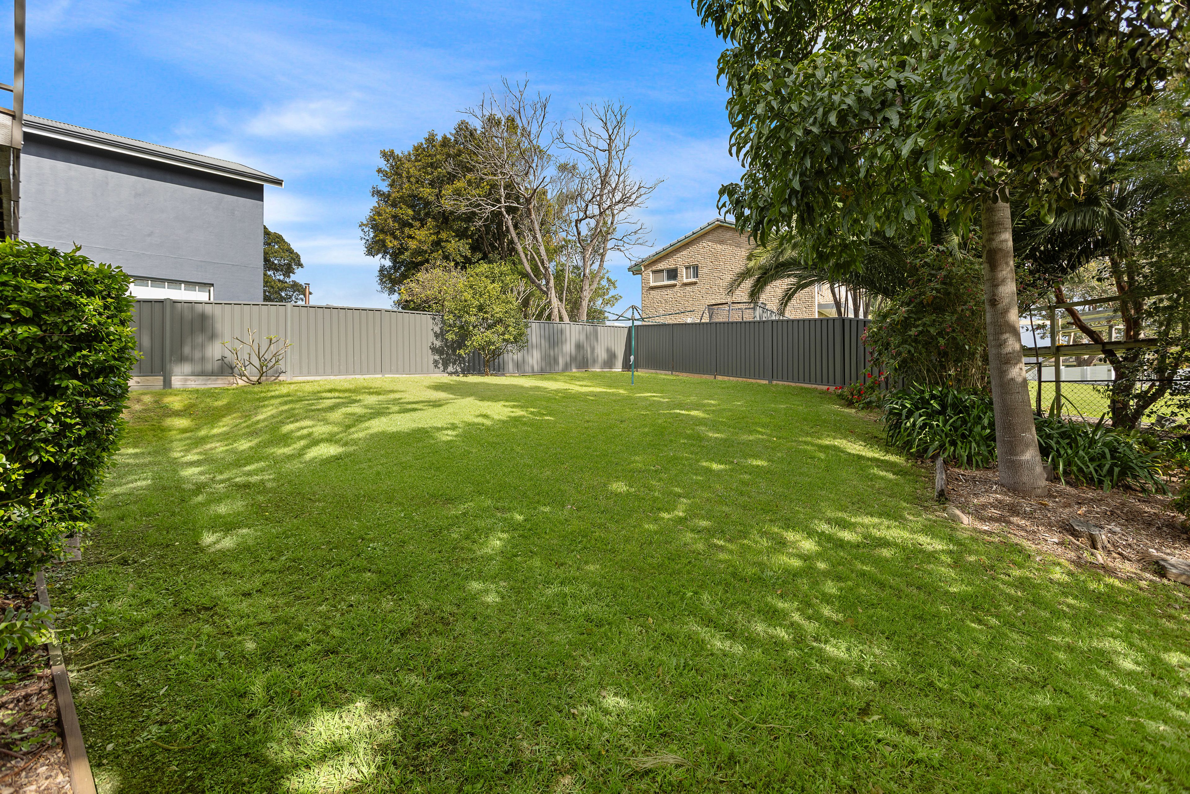 2 Moreton Bay Place — photo 18 of 21