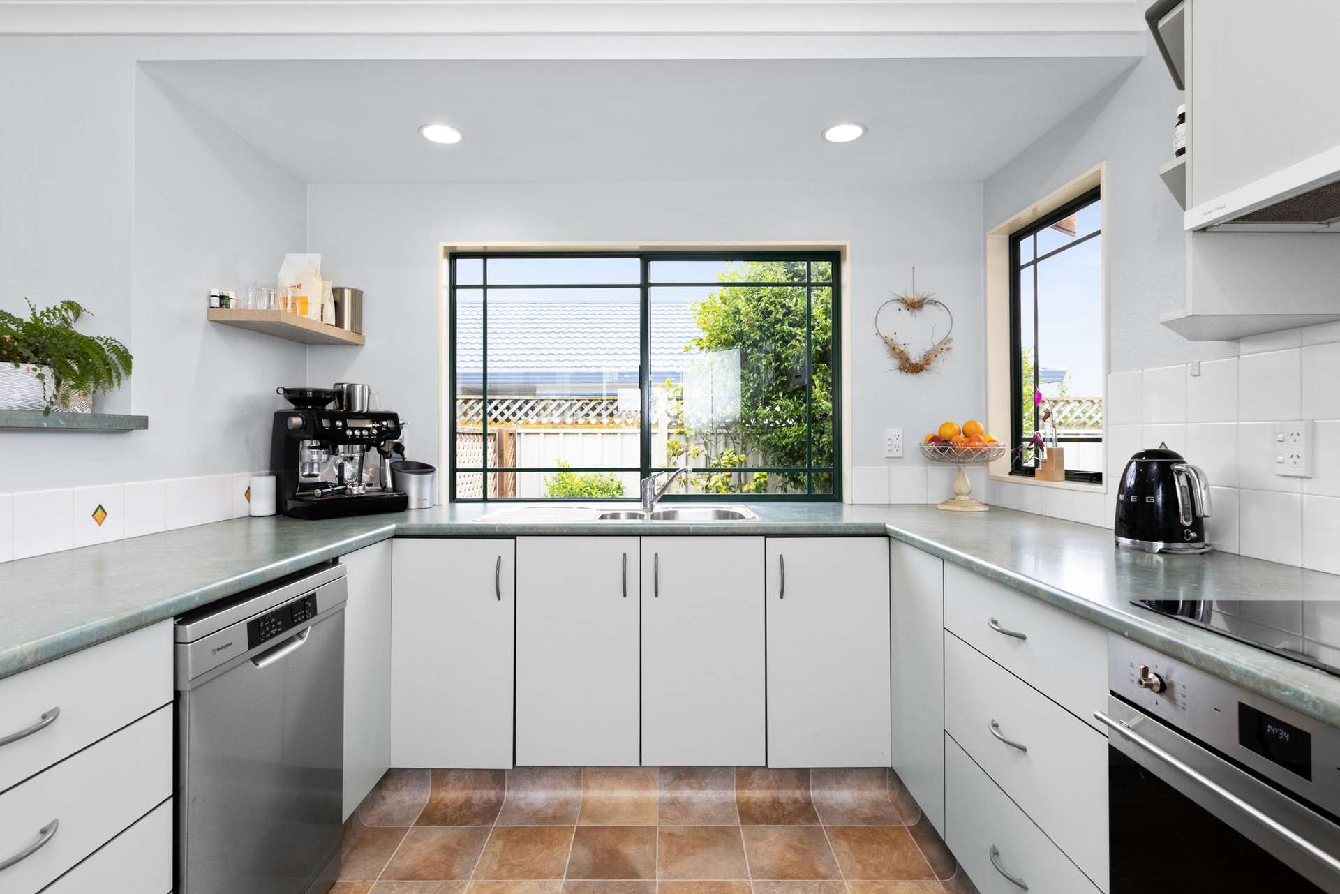 34 Balmoral Street photo 4