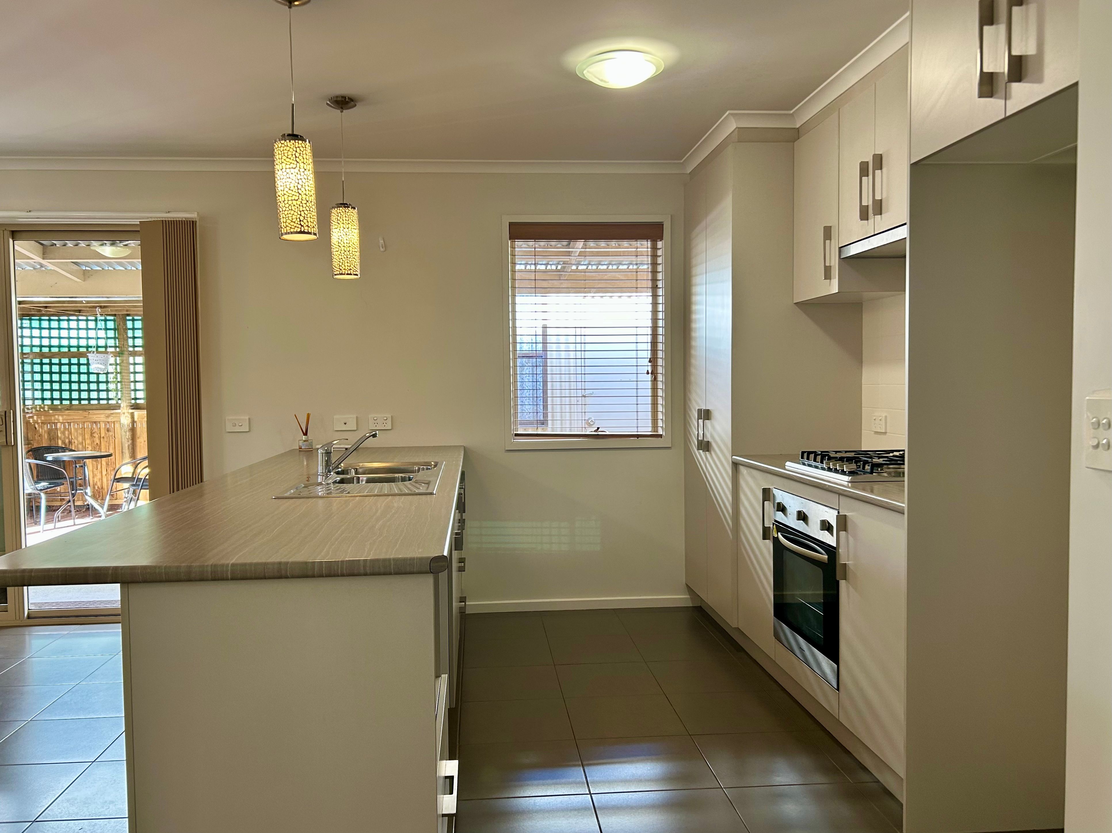 10 Daskien Street, Camperdown, VIC 3260