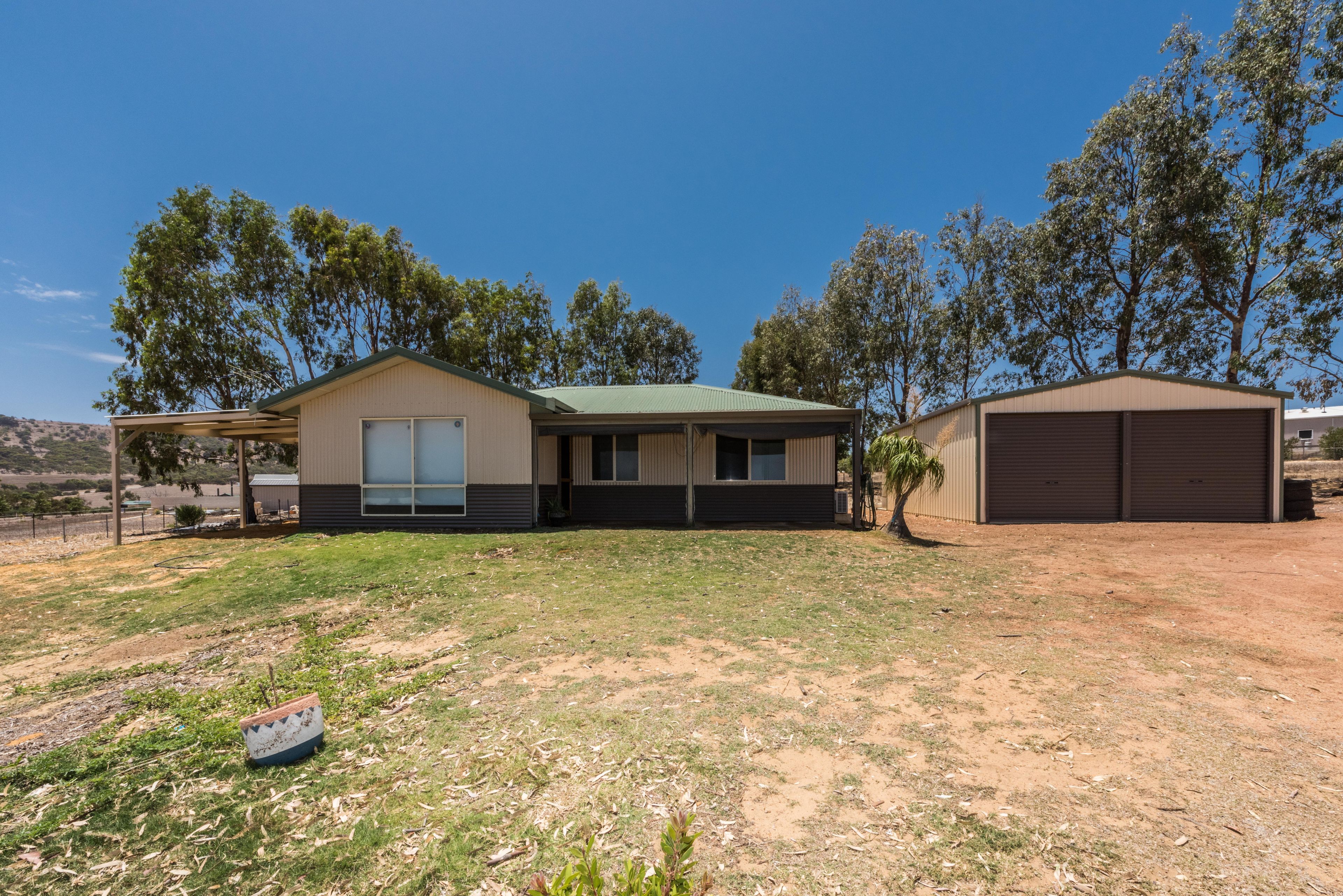 11 Hill Creek Road, Moresby, WA 6530