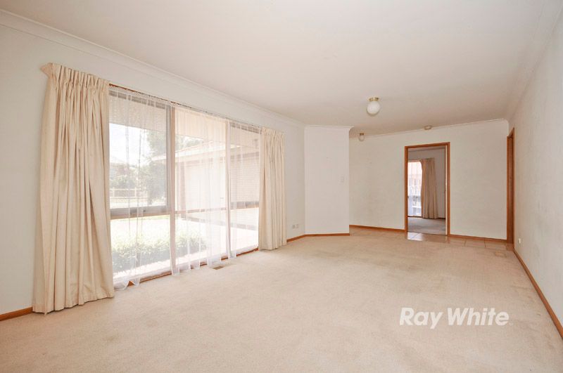 13 Peartree Place, Knoxfield, VIC 3180