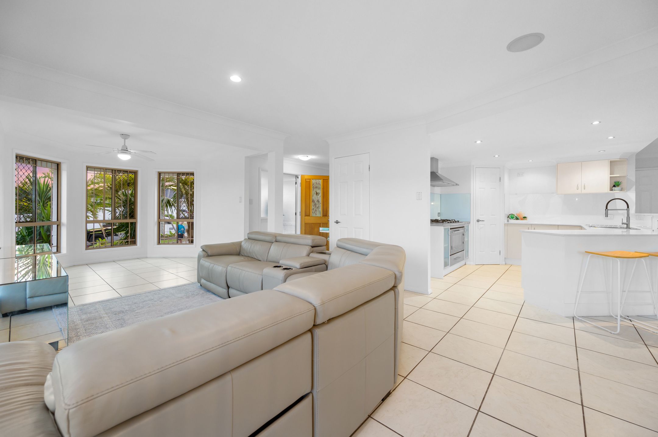 31 Sir Charles Holm Drive, Ormeau Hills, QLD 4208 Sold House Ray