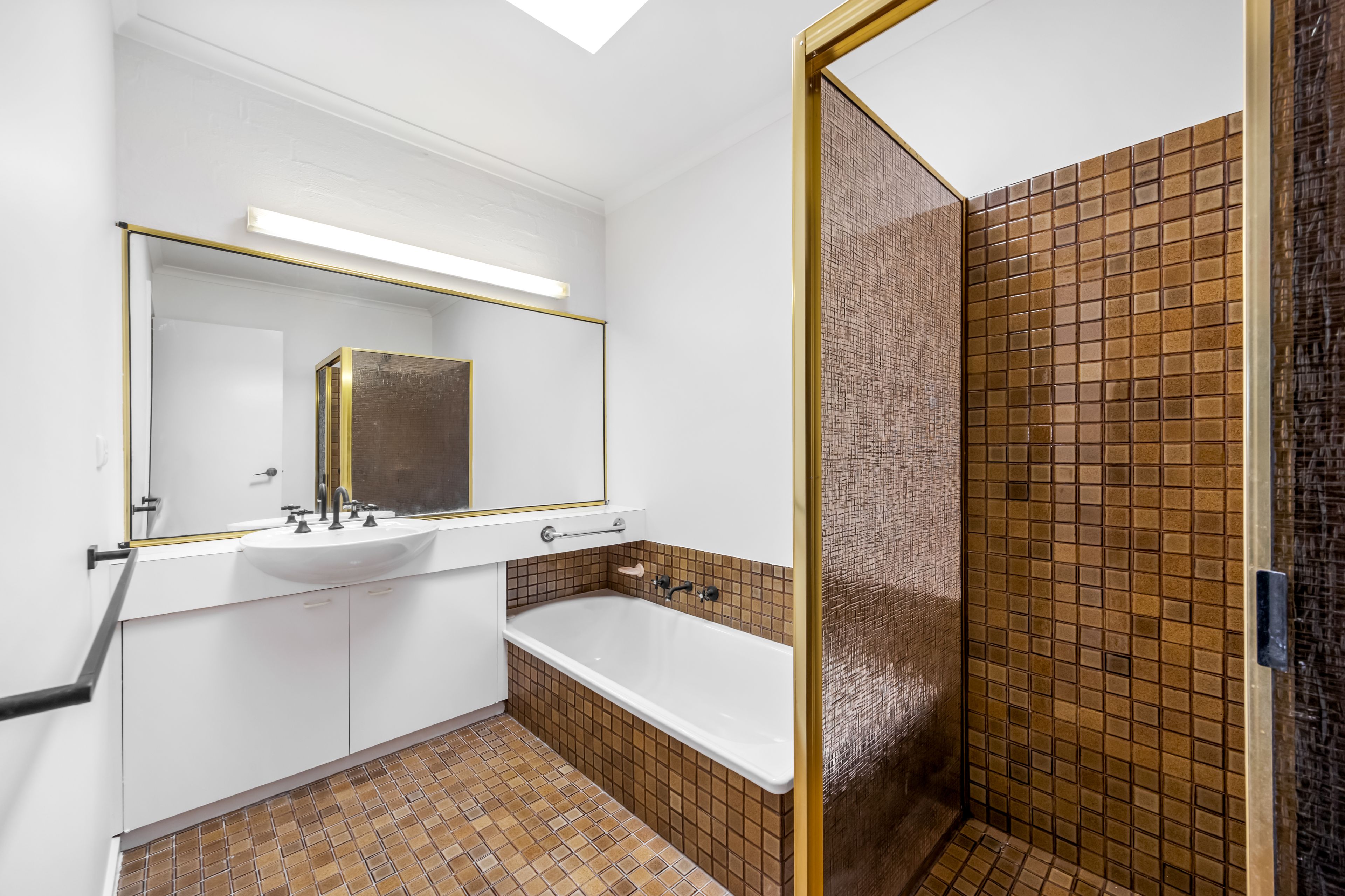 8 Banksia Street — photo 11 of 21