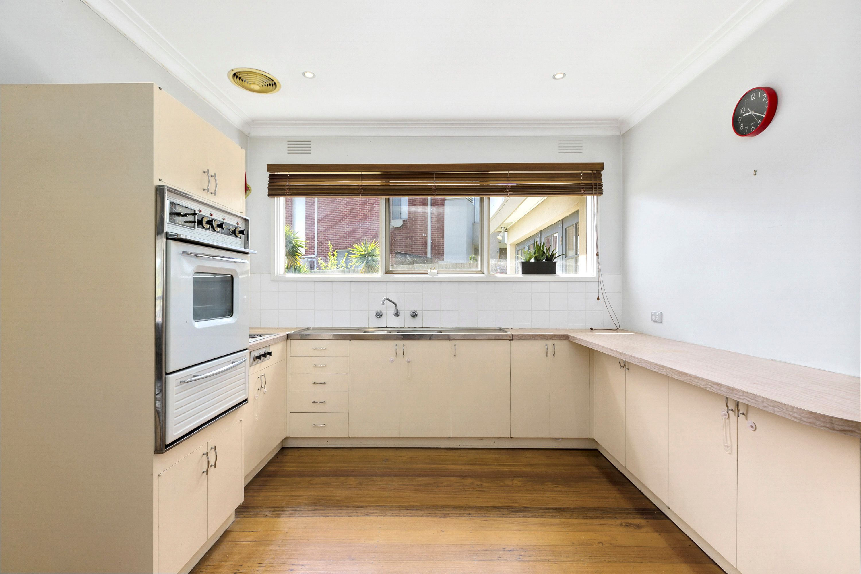 1 Rees Court, Mount Waverley, VIC 3149