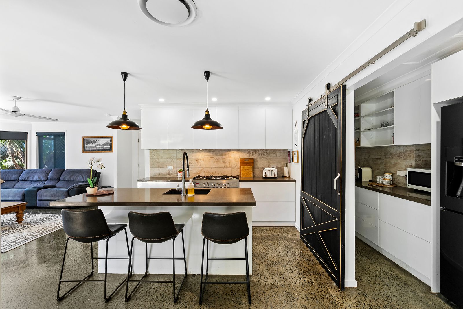 113 Macquarie Avenue, Molendinar, QLD 4214