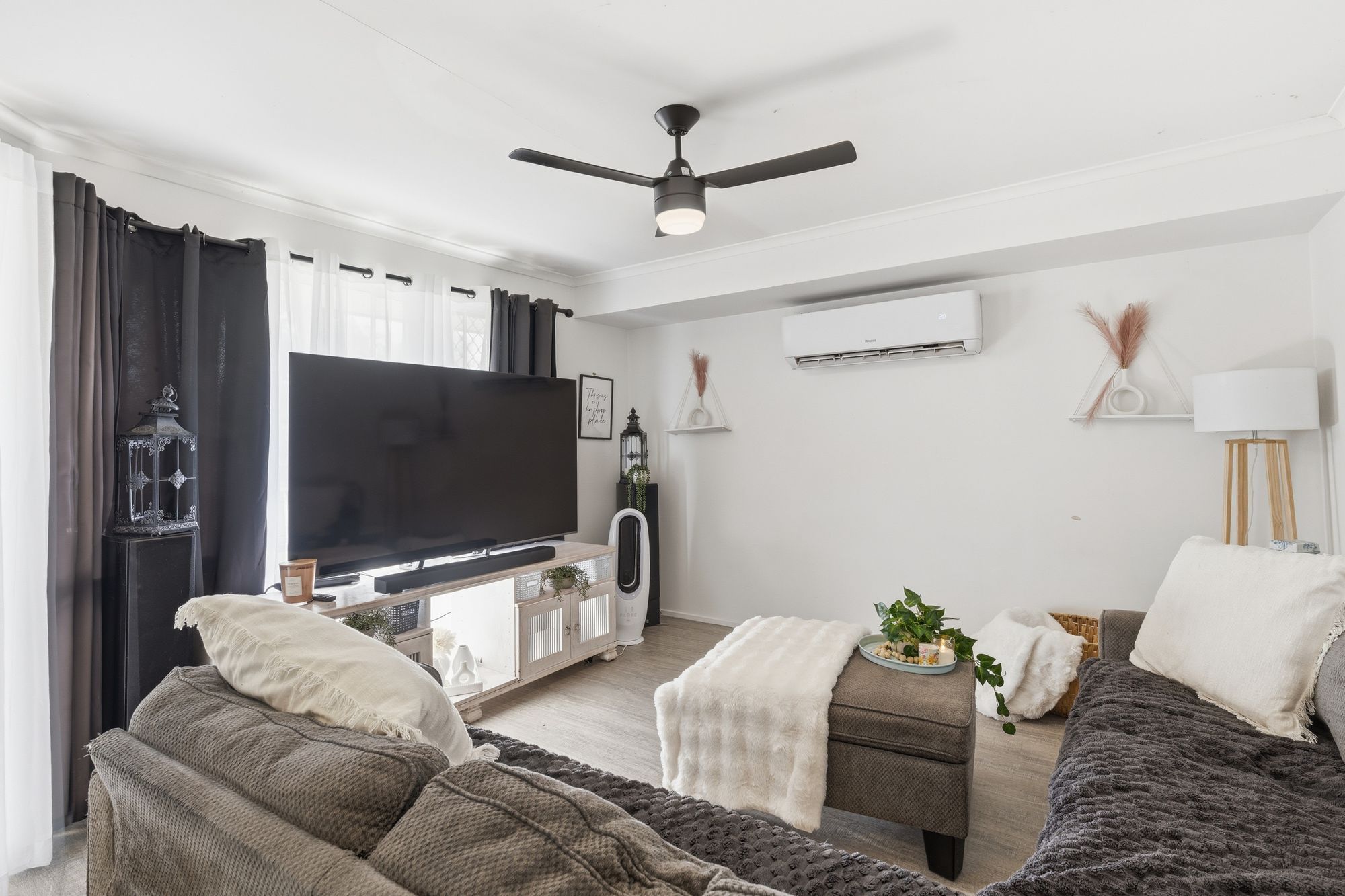 4 Lorebury Drive, Morayfield, QLD 4506