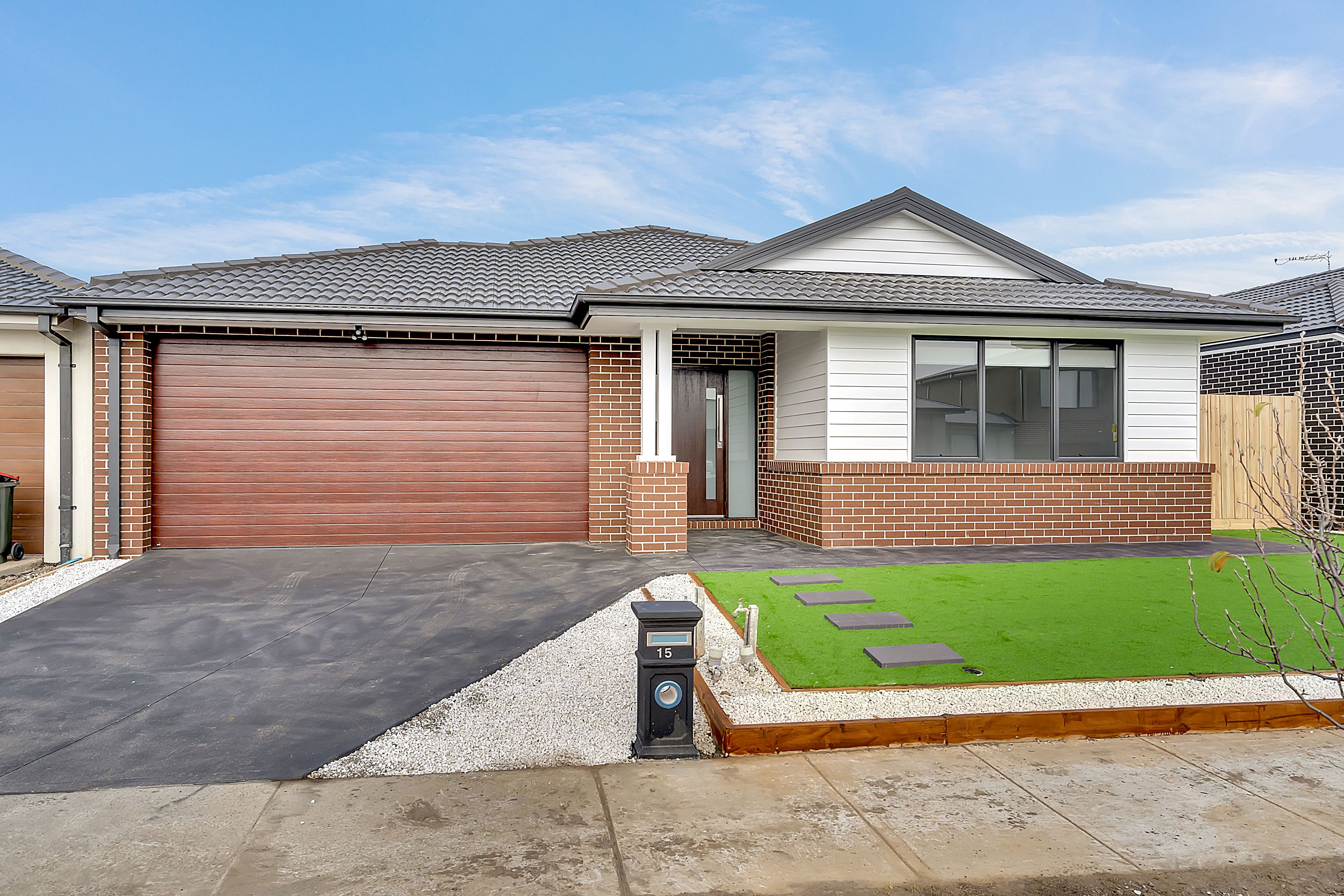 15 Bastings Avenue, Mickleham, VIC 3064