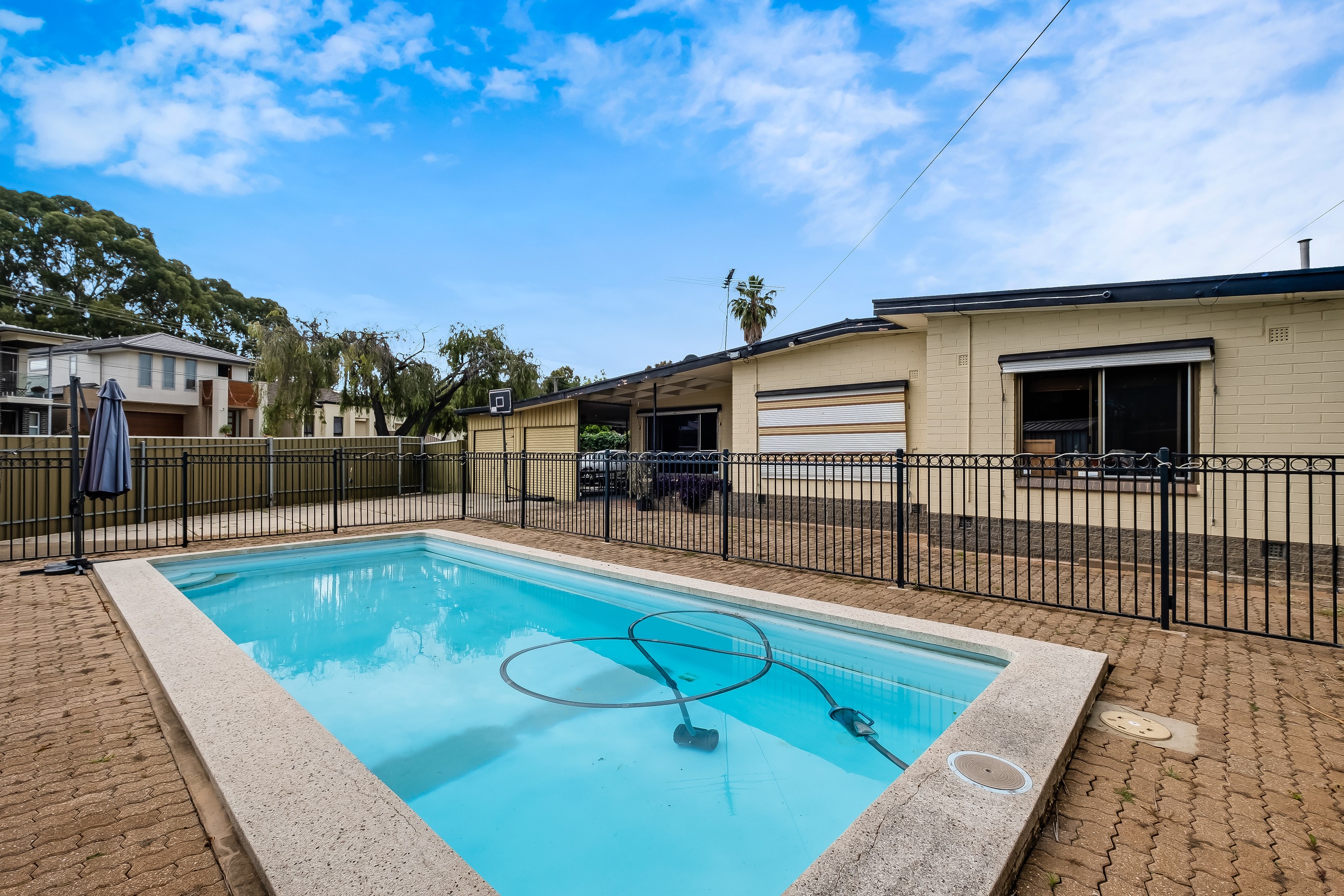 14 Manunda Avenue, Windsor Gardens, SA 5087